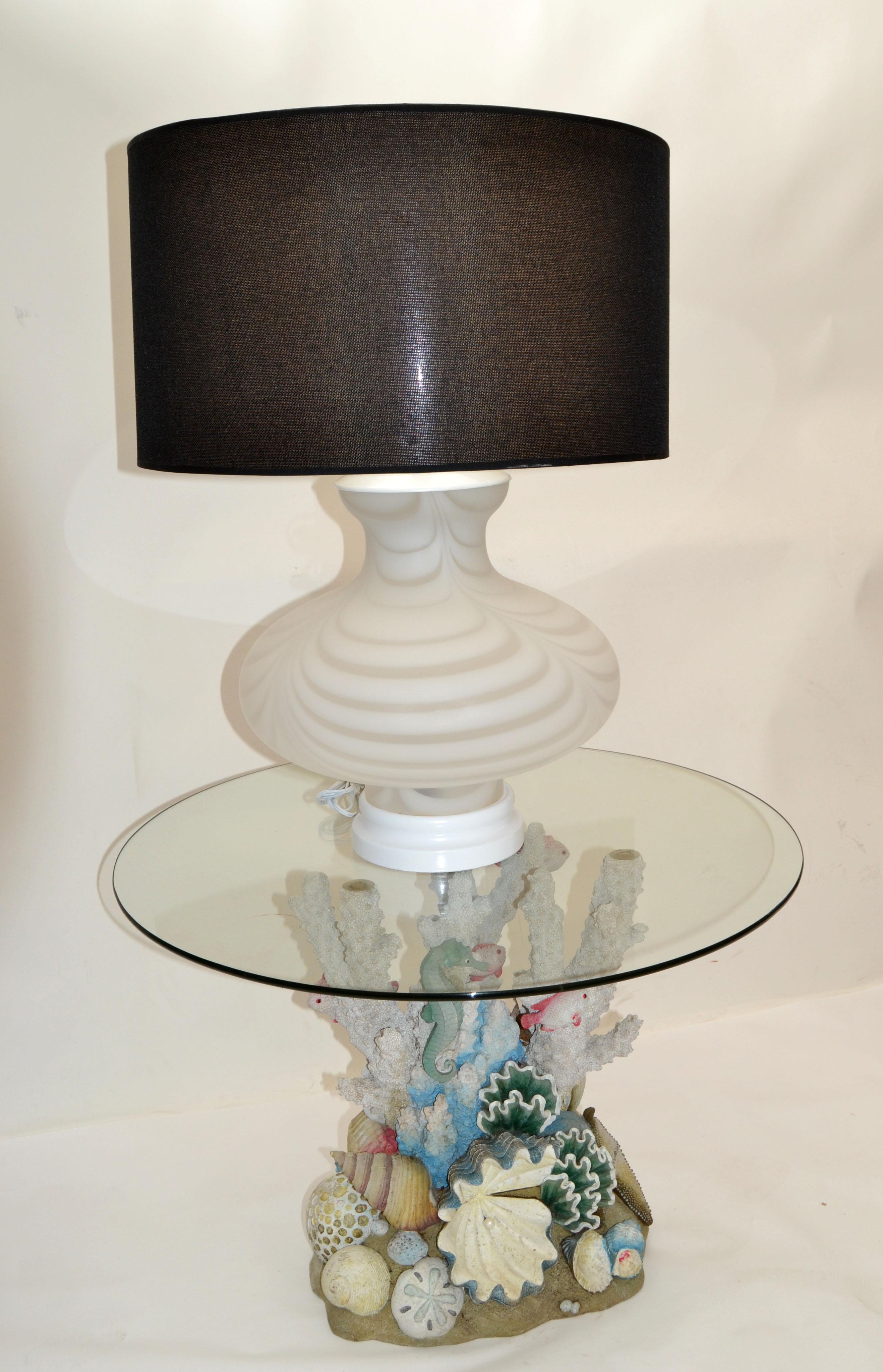 Mid-Century Modern Mazzega Murano Style Table Lamp Swirled Mottled White Murano Glass 1970 Italy For Sale