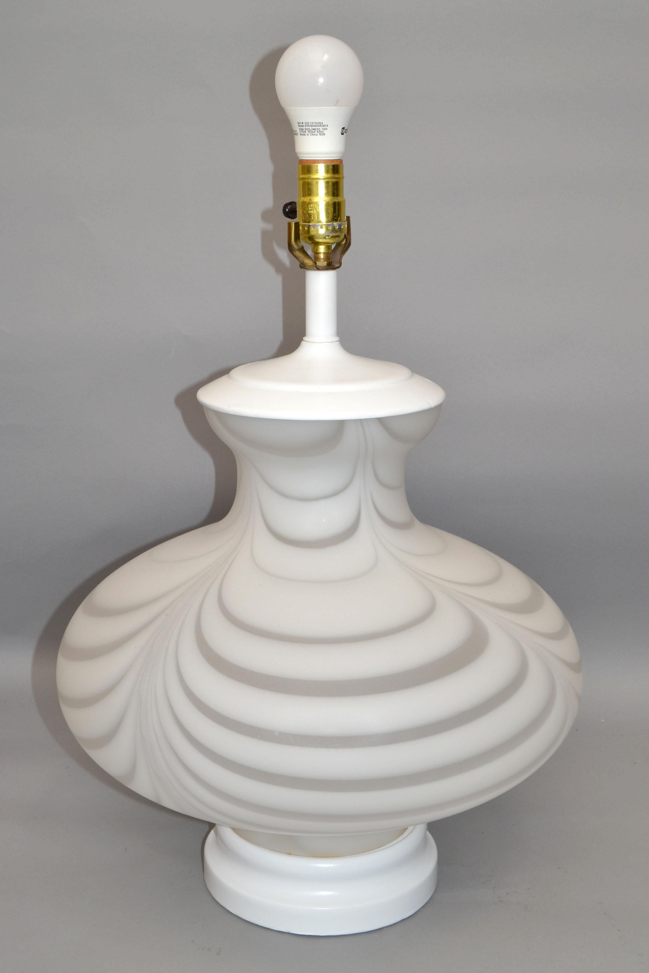 Late 20th Century Mazzega Murano Style Table Lamp Swirled Mottled White Murano Glass 1970 Italy For Sale