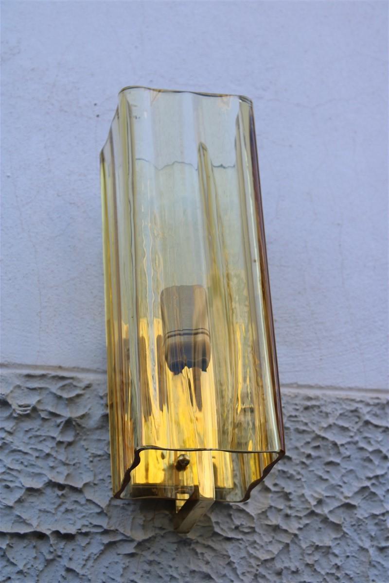 Mazzega square yellow murano glass sconce Italian design 1970 brass gold.
1 light bulb e27 max 100 watt each.