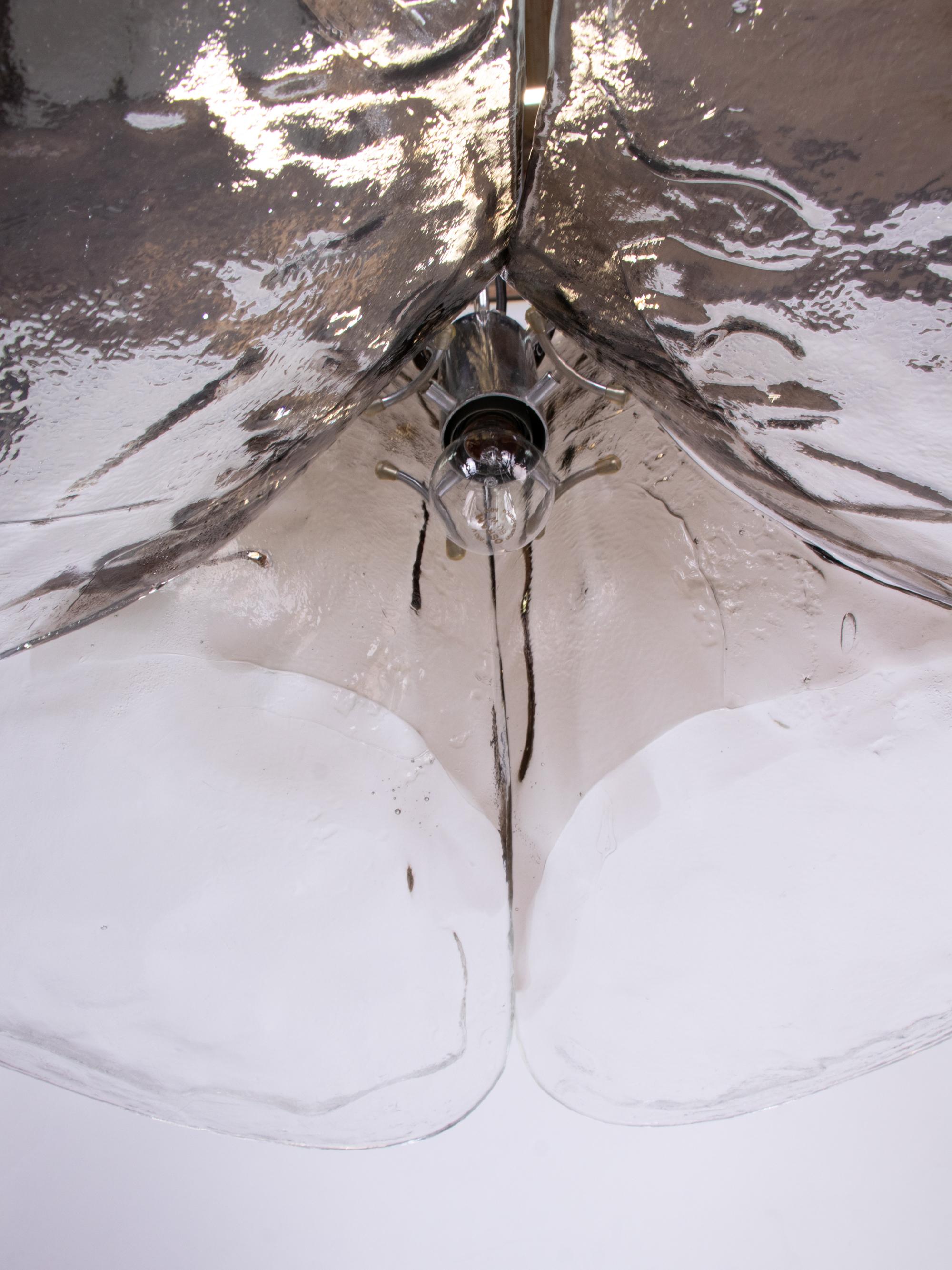 Lampada a sospensione Mazzega Tulipano in vetro di Murano ambrato e trasparente di Carlo Nason Italia 1960s In condizioni buone in vendita a Niederdorfelden, Hessen