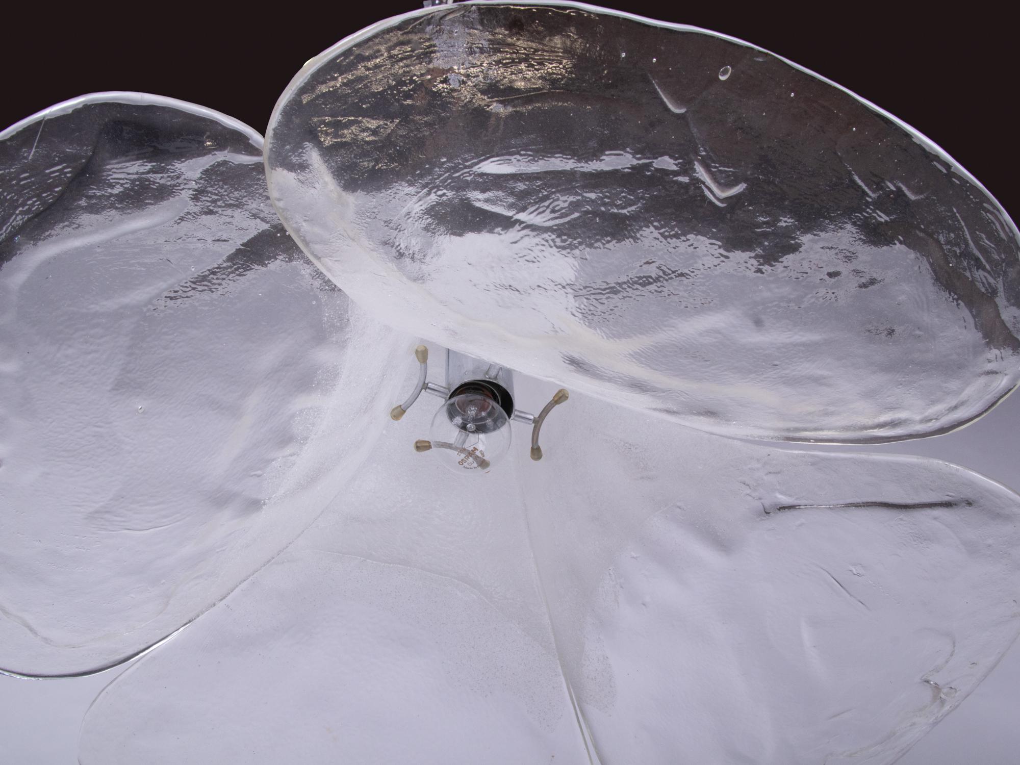 Acciaio Lampada a sospensione Mazzega Tulip White & Clear Murano Glass di Carlo Nason Italia 1960s in vendita