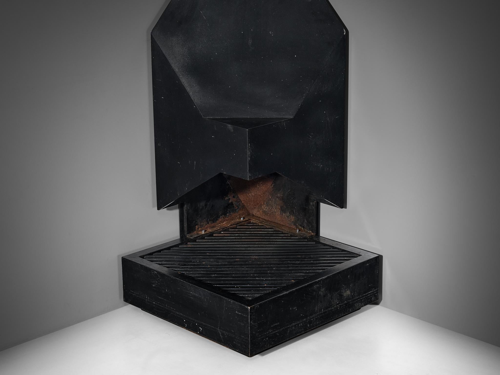 Mid-Century Modern MBM Arquitectes (Martorell, Bohigas, Mackay) Fireplace in Cast Iron  For Sale