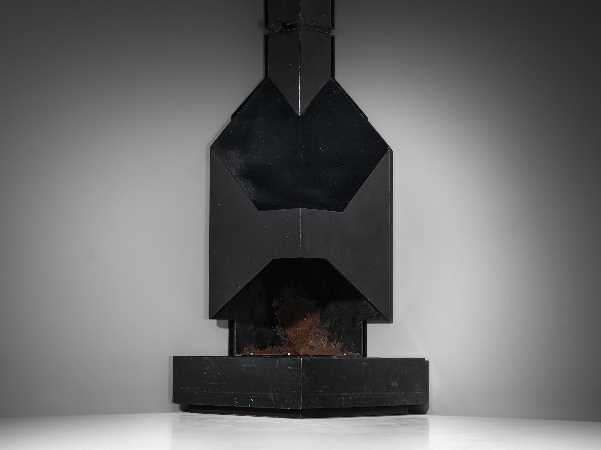Late 20th Century MBM Arquitectes (Martorell, Bohigas, Mackay) Fireplace in Cast Iron  For Sale