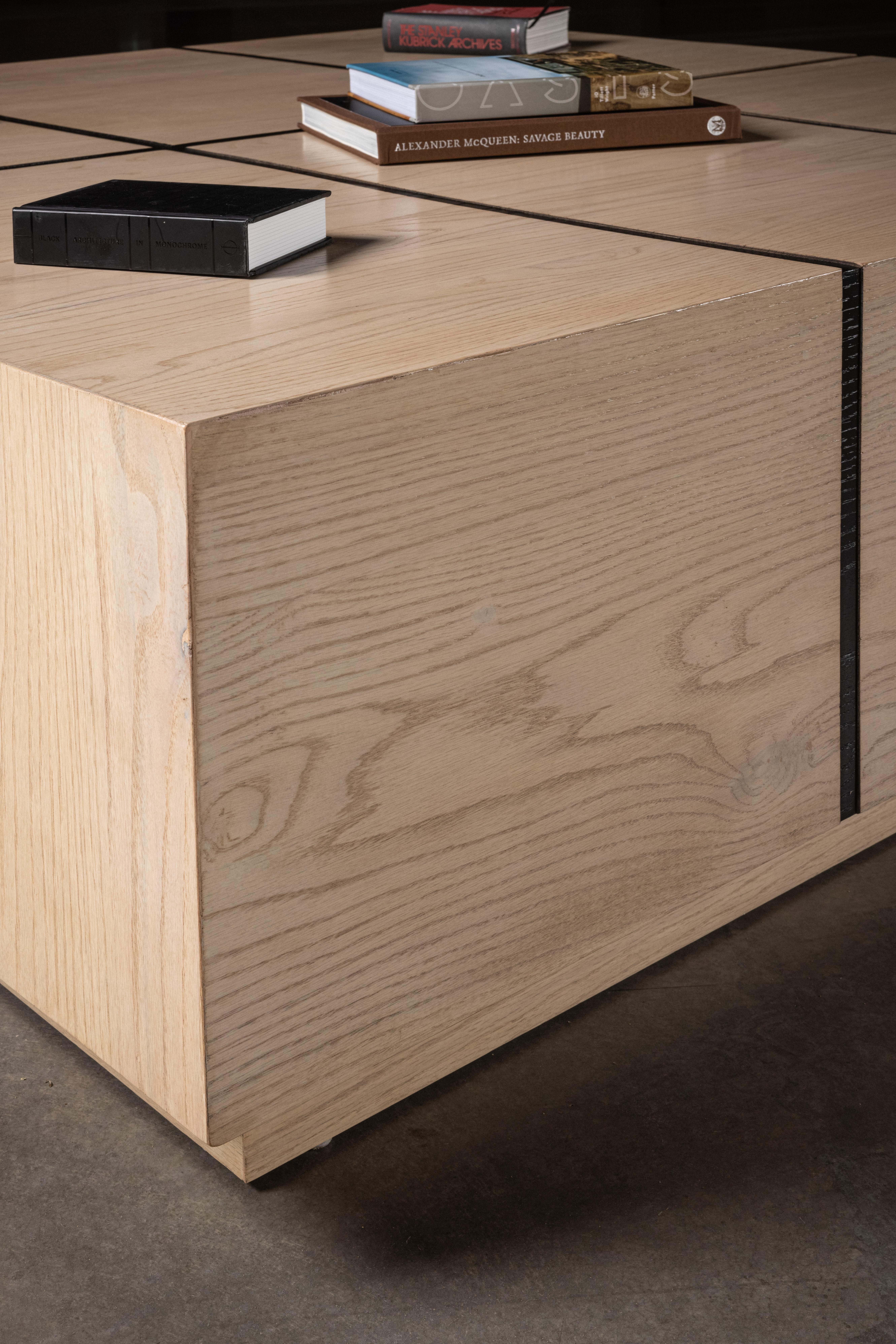 Autre Table basse MC en chêne massif mexicain fabriquée à la main par No Age Studio en vente