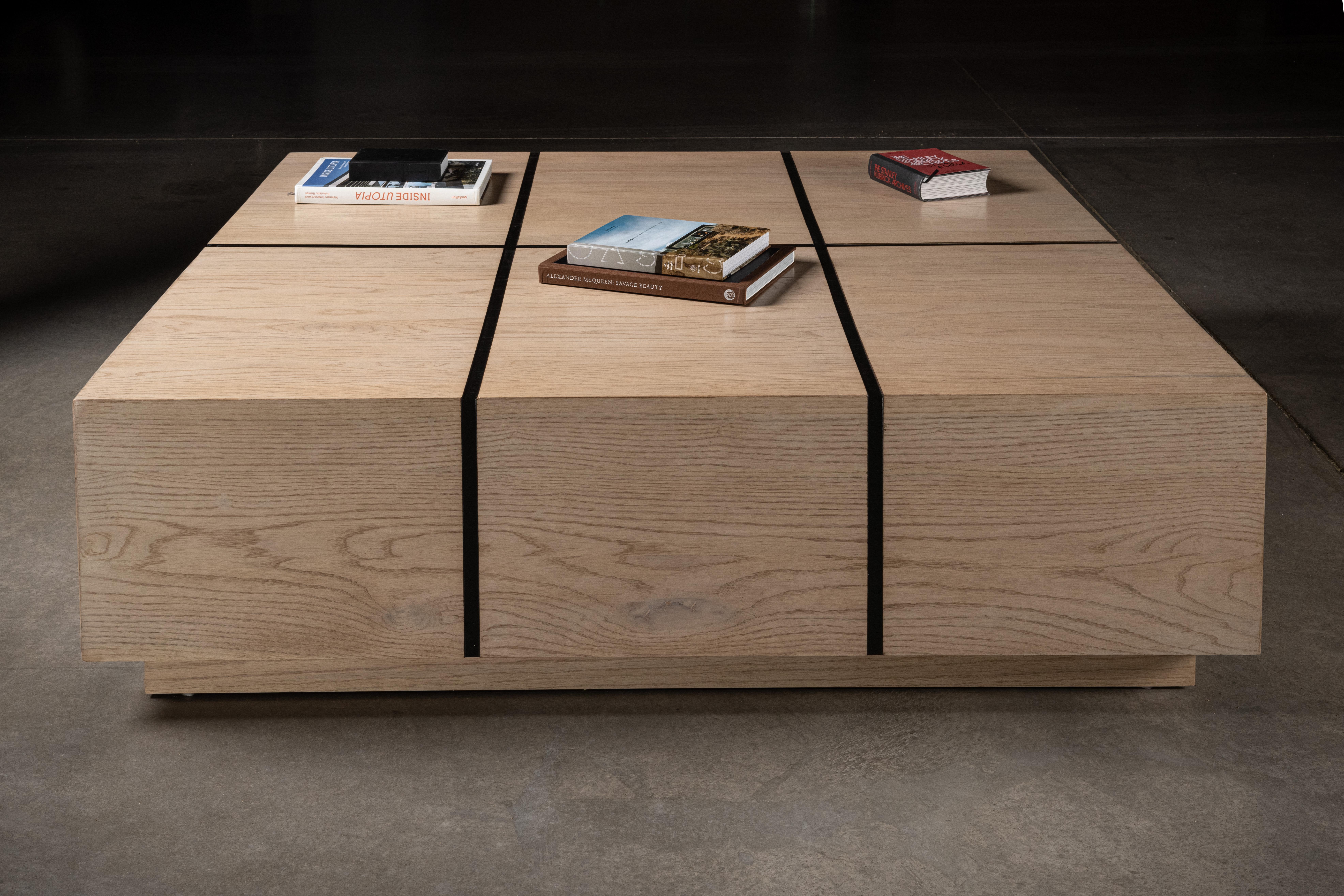 Chêne Table basse MC en chêne massif mexicain fabriquée à la main par No Age Studio en vente