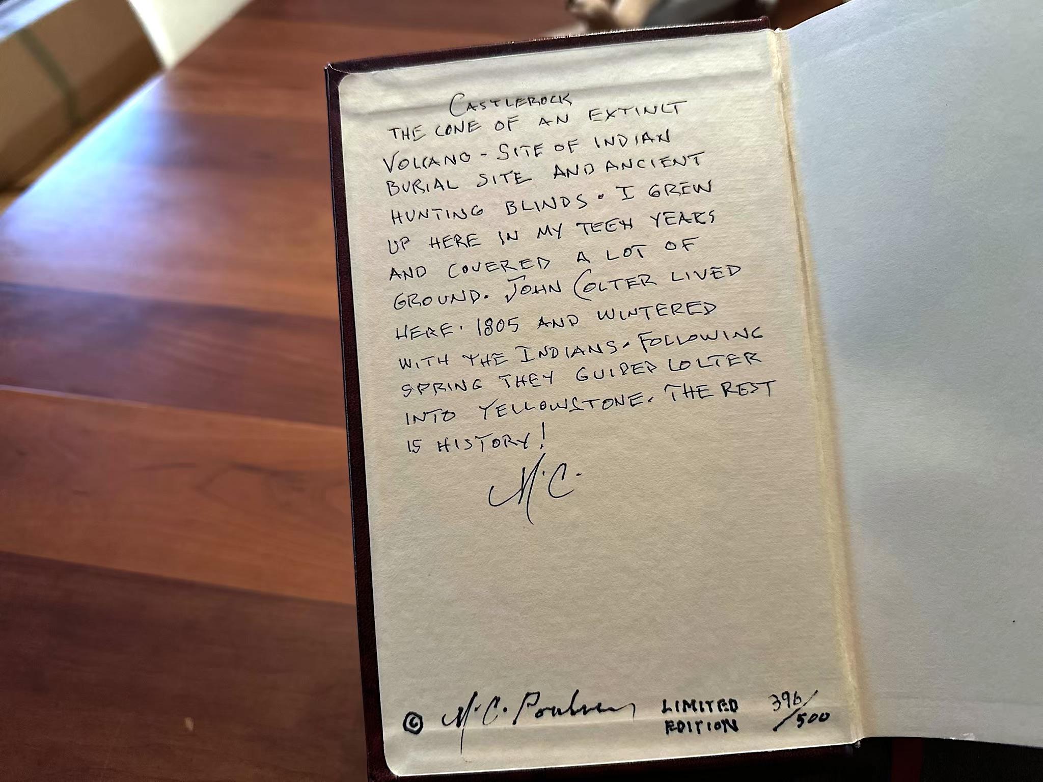 Castlerock bei Sonnenuntergang, Yellowstone Rocky Mountains Ölgemälde auf Papier 396/500 (Amerikanischer Impressionismus), Painting, von M.C. Poulsen