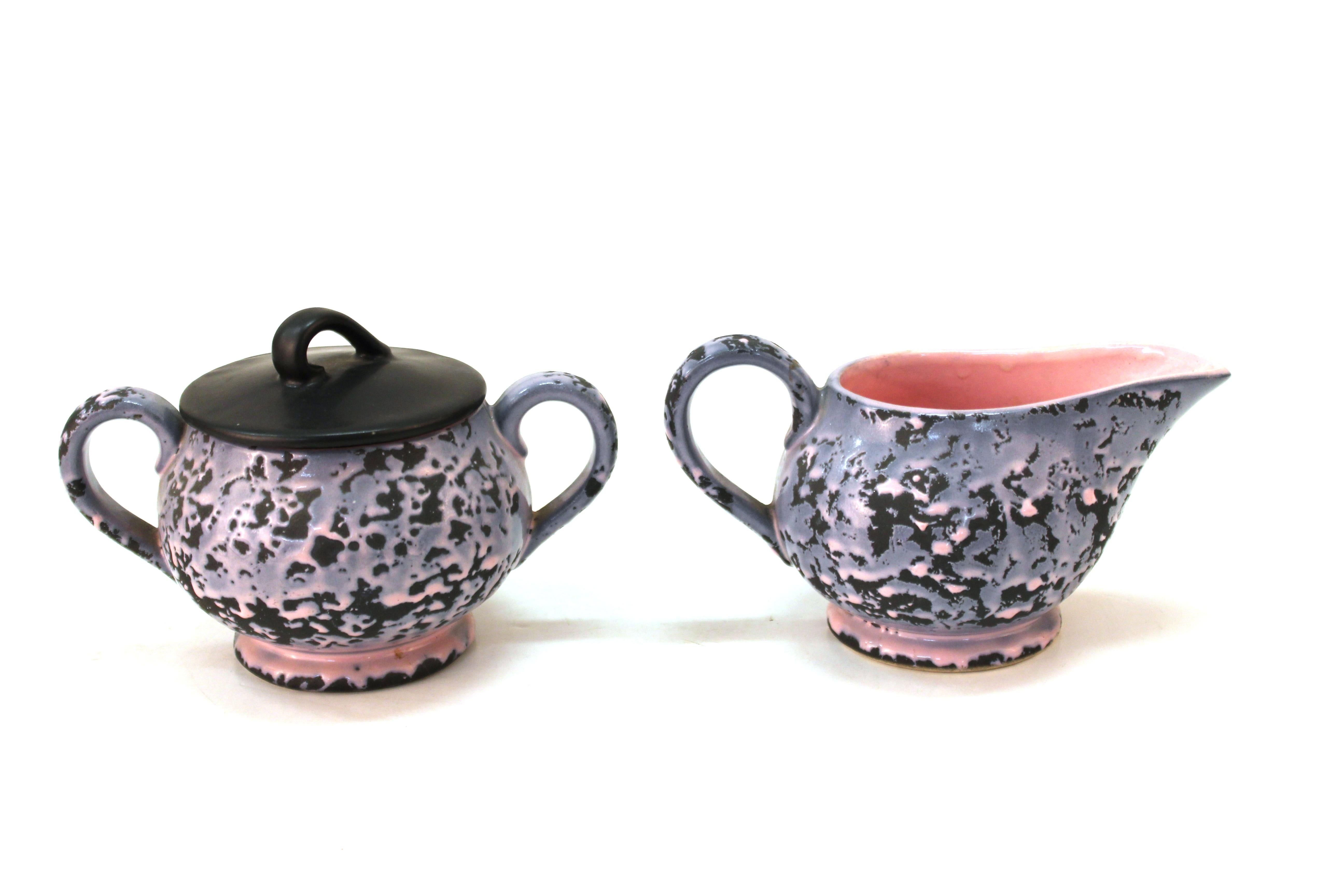 McCoy Mid-Century Modern Ceramic Tea or Coffee Set In Good Condition In New York, NY
