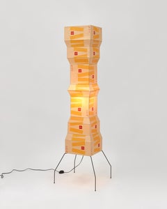 McDonald Paperbag Iluminación 10-2 por Gyuhan Lee