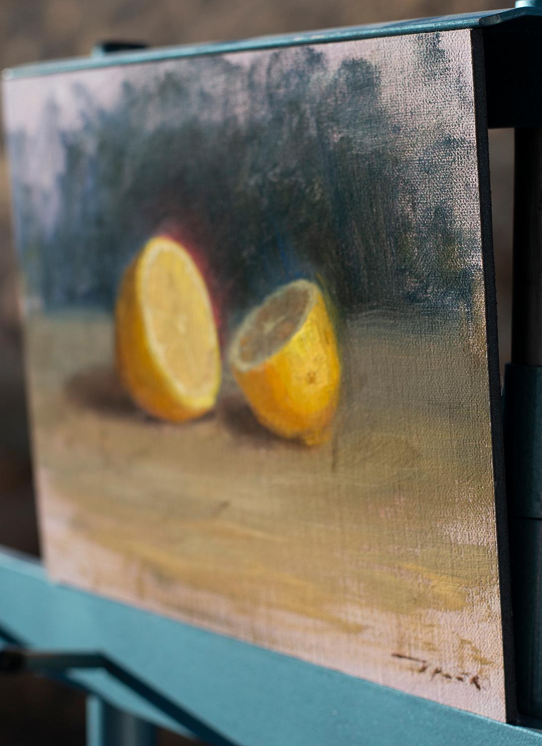 Limone diviso, Pittura a olio - Art Contemporaneo di McGarren Flack