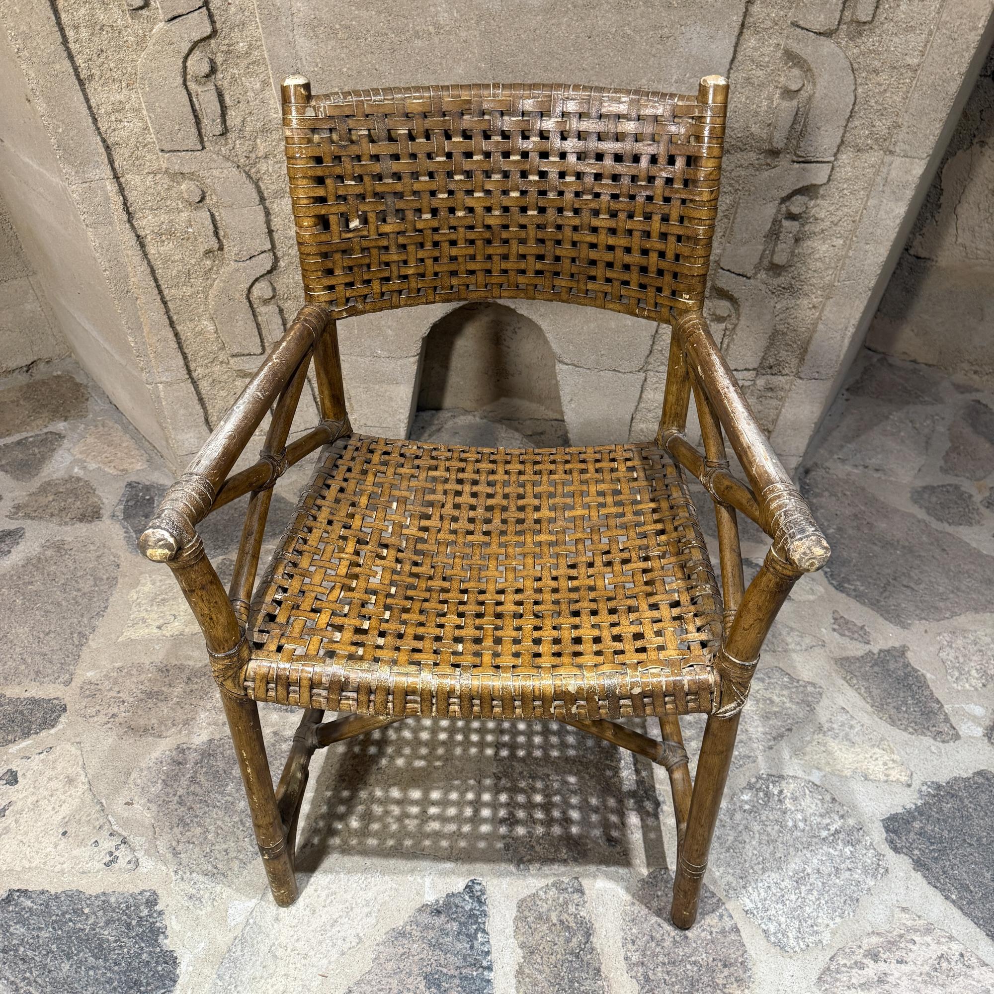 Americano McGuire Antalya Poltrona da regista in rattan intrecciato con pelle di rawhide intrecciata in vendita