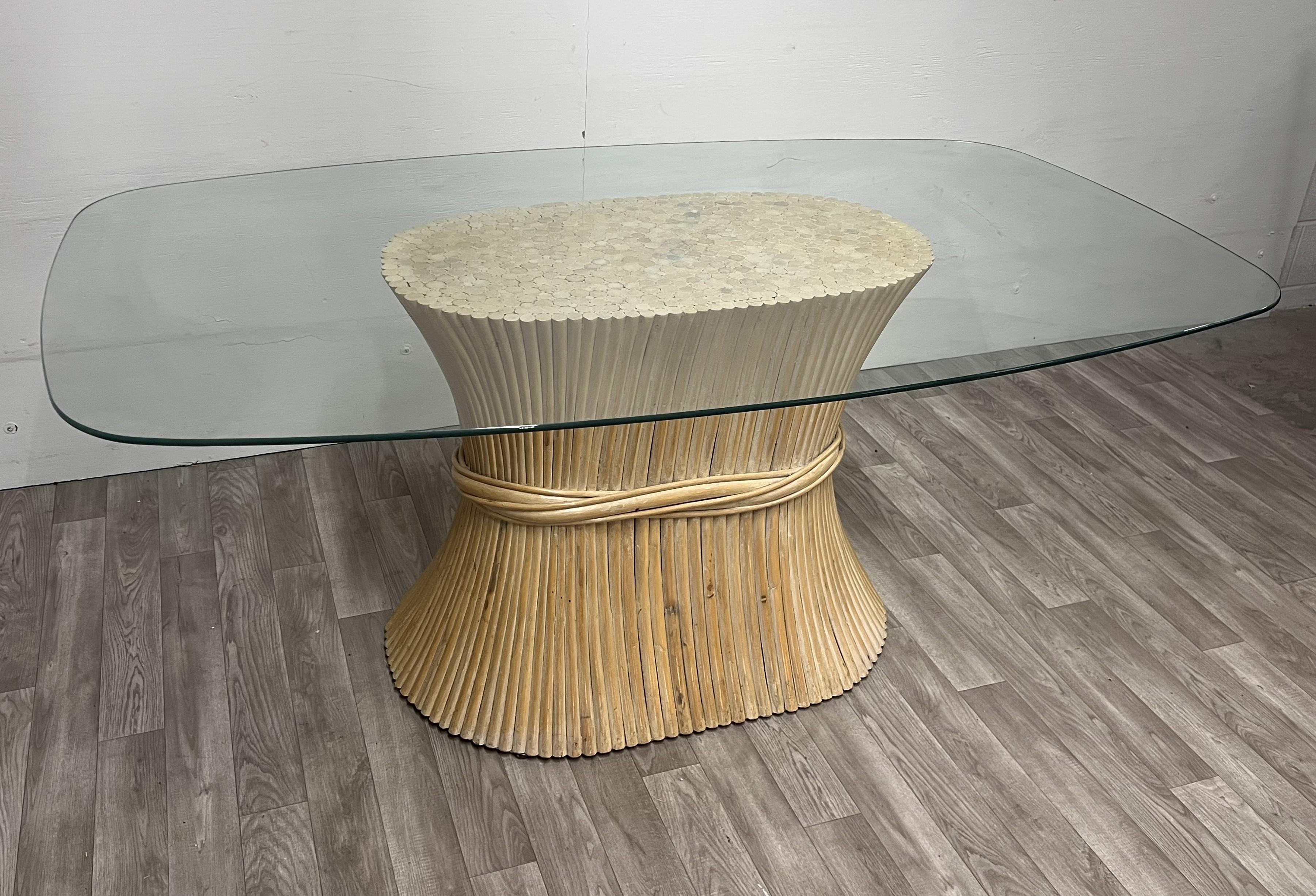 Bambou Table de salle à manger McGuire en bambou et verre en vente