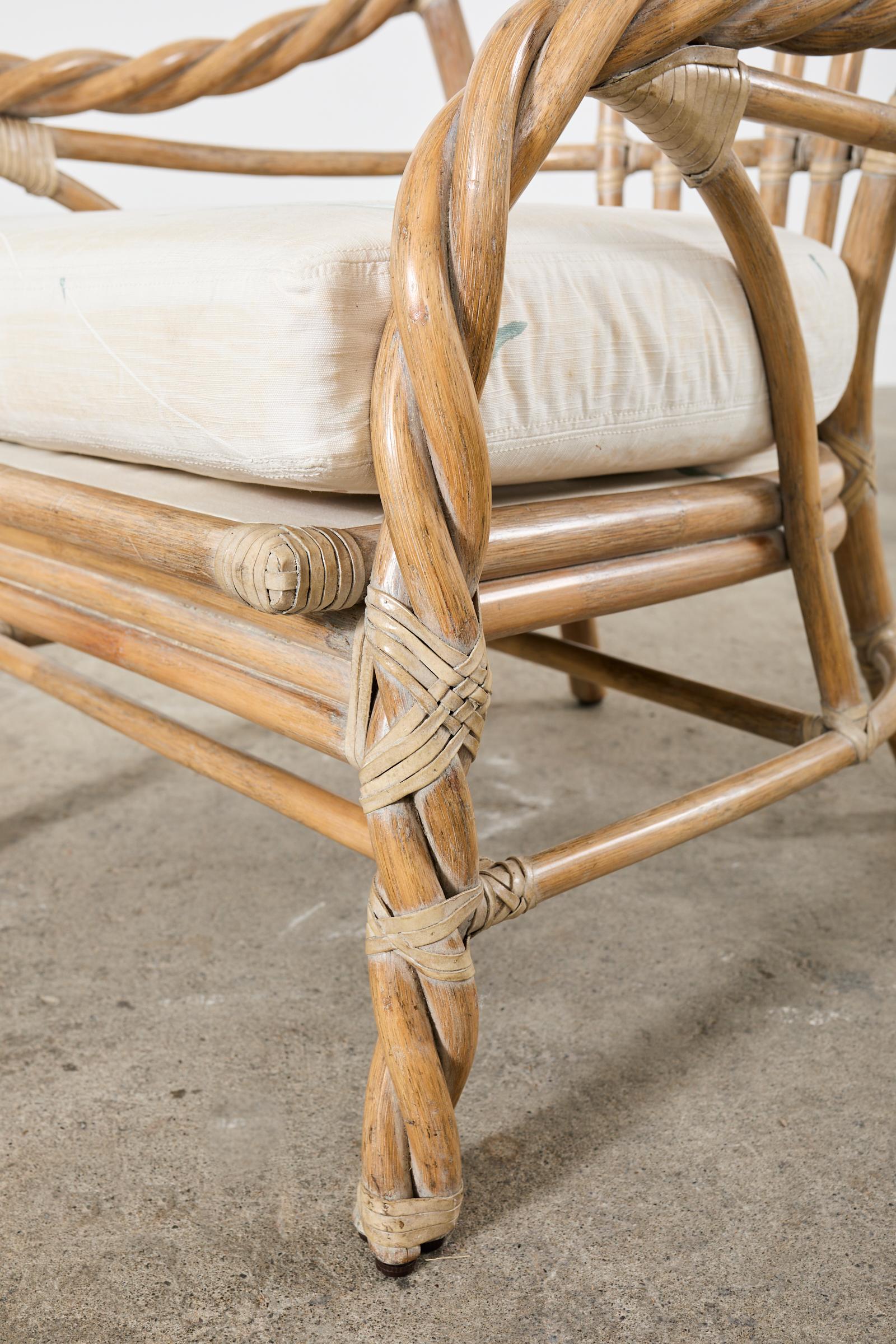 McGuire Canapé et chaise longue en rotin torsadé cérusé en vente 9
