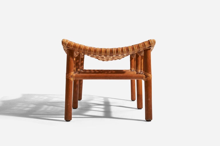 Late 20th Century McGuire Furniture, Bench, Bamboo, Leather, Rattan, USA, 1970s For Sale