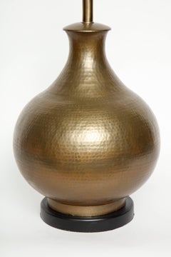 McGuire Lampen aus gehämmerter Bronze