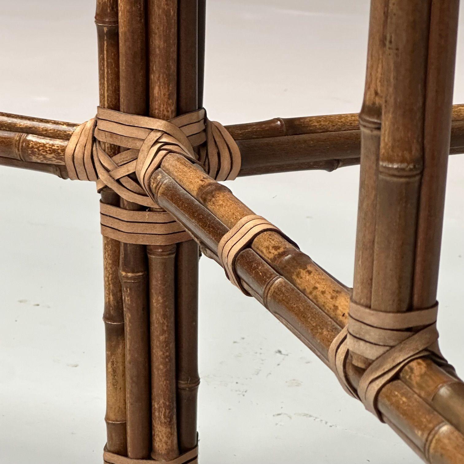 McGuire, table de salle à manger en verre, bambou, rotin, moderne du milieu du siècle, 1970 en vente 3