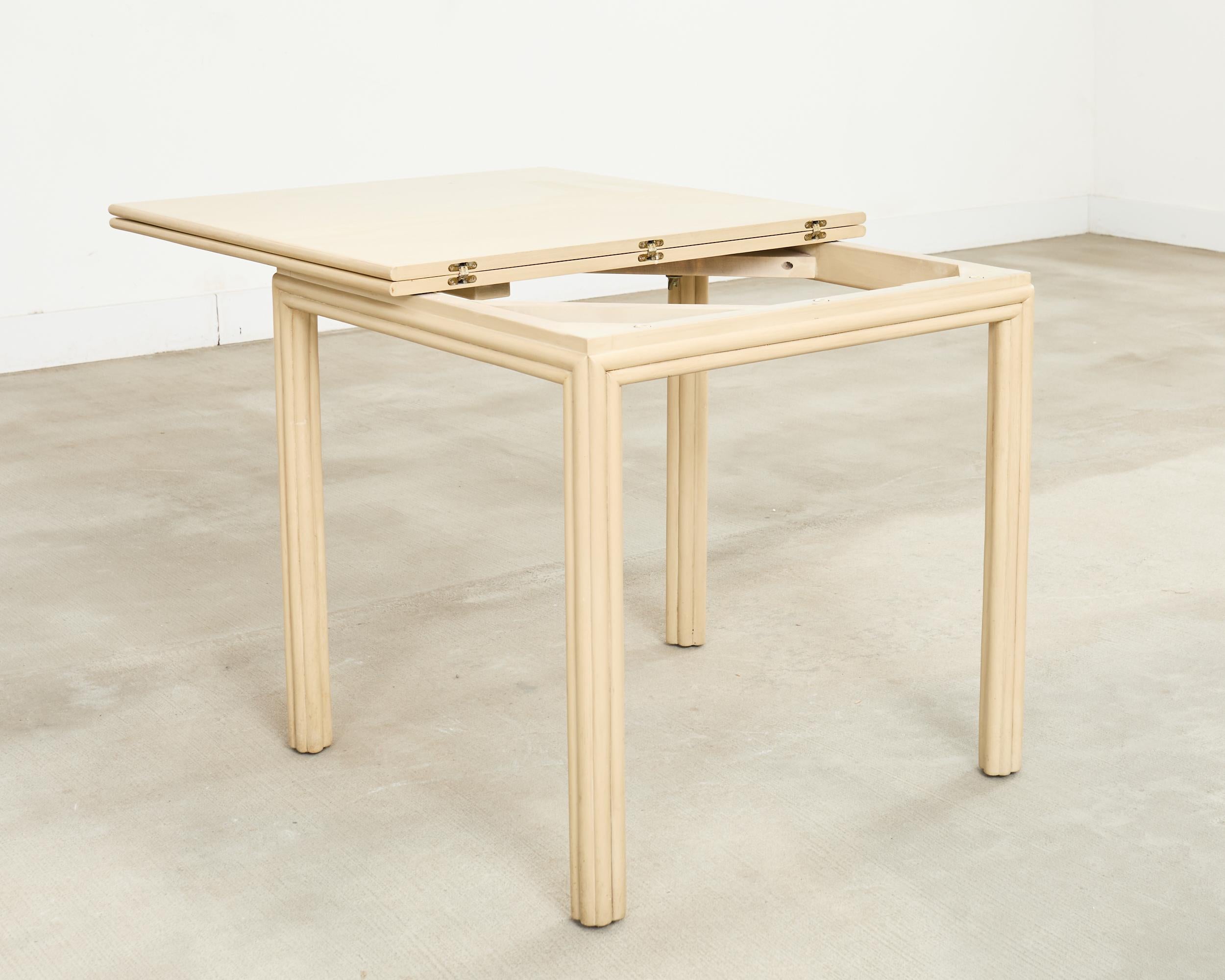 Tavolo da gioco o da pranzo quadrato Flip Top McGuire Oak in vendita 12
