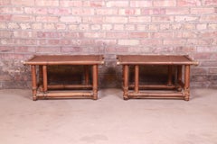 Mesas auxiliares modernas orgánicas McGuire de bambú y caoba, Circa 1960s