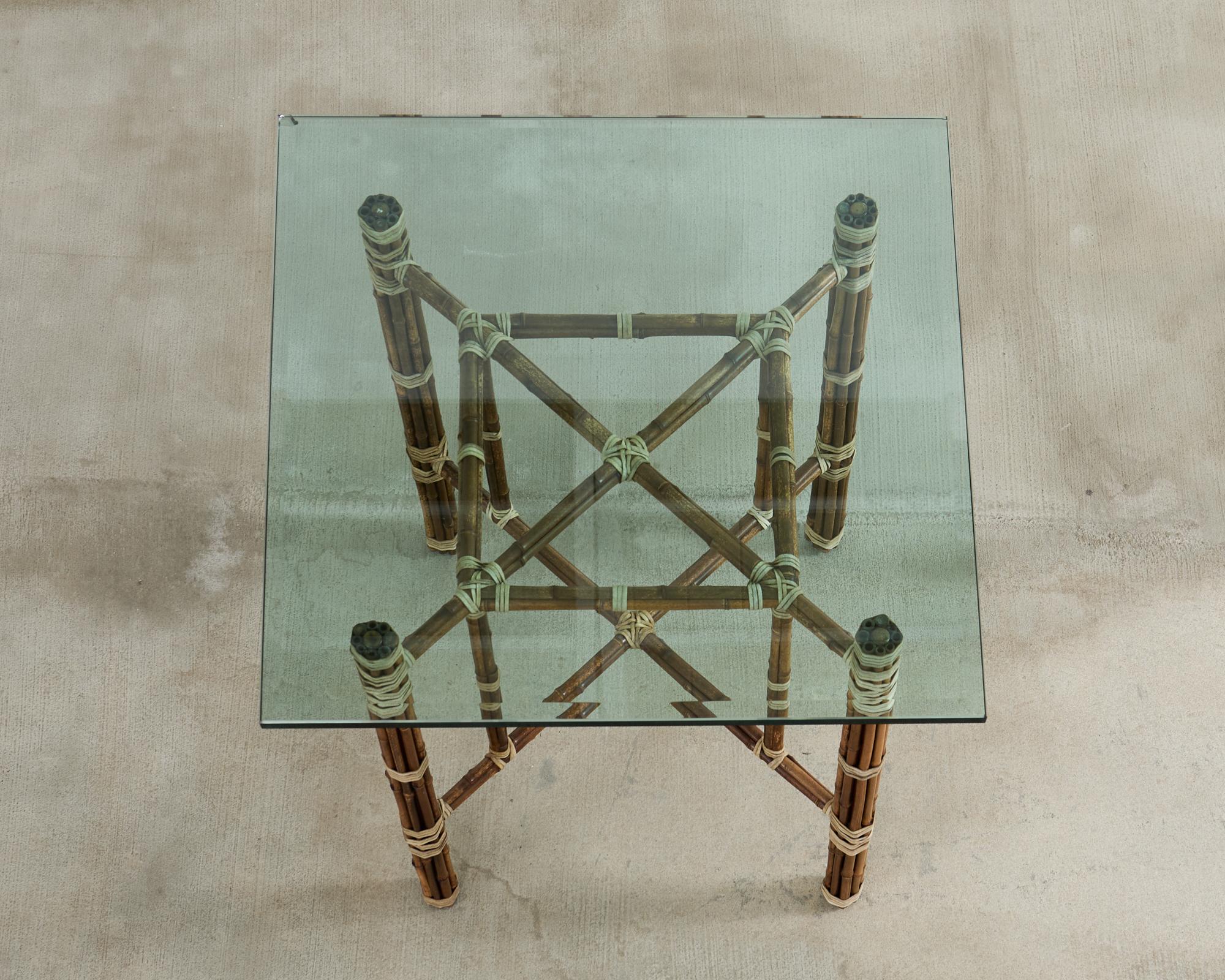 Table de salle à manger moderne et organique McGuire en verre de bambou Bon état - En vente à Rio Vista, CA