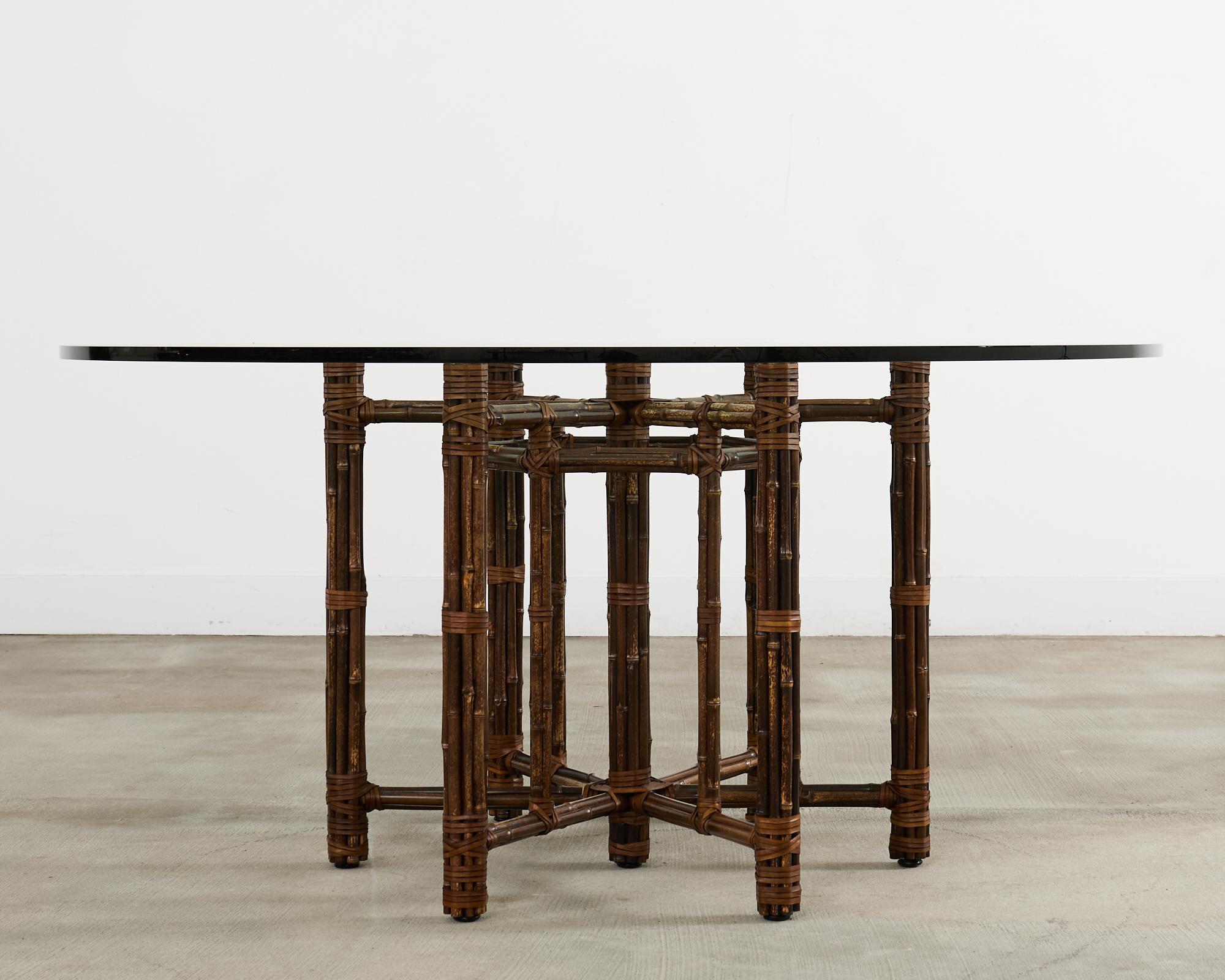 Mesa de comedor redonda McGuire Organic Modern Bambú con estructura de hierro en venta 7
