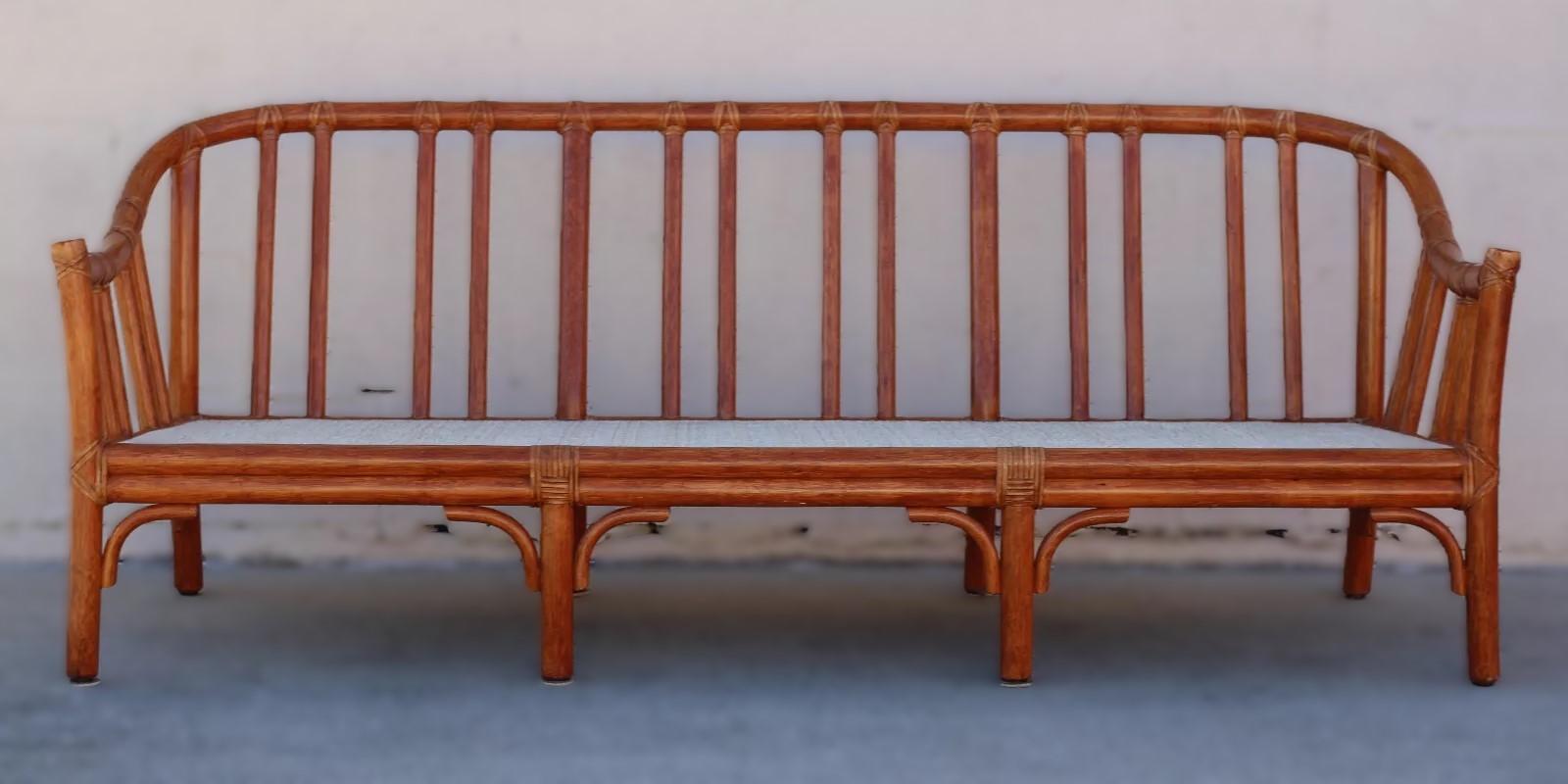 Sofá moderno de ratán de bambú ecológico McGuire Hecho a mano en venta
