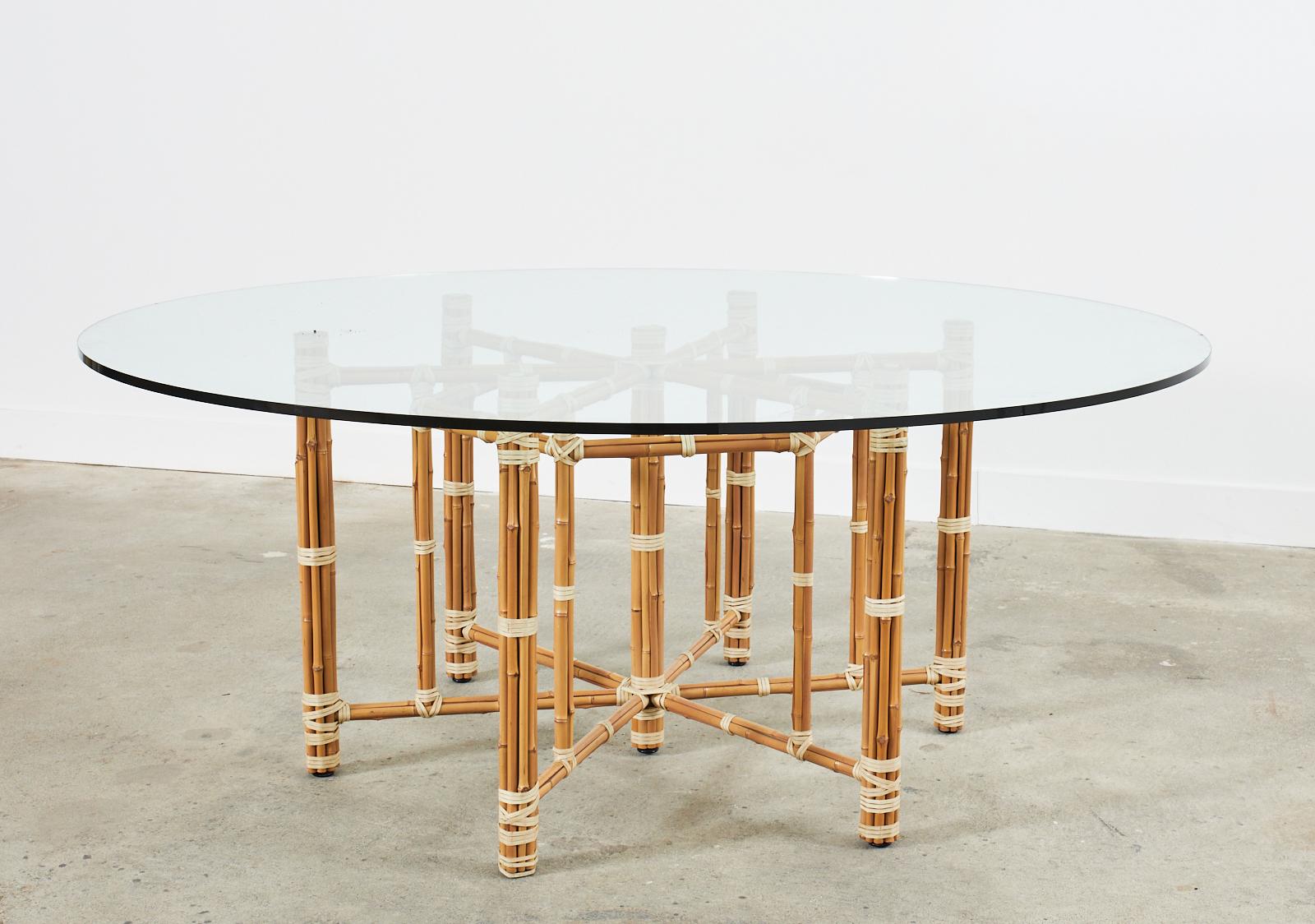 Table de salle à manger hexagonale McGuire en bambou blond organique et moderne en vente 12
