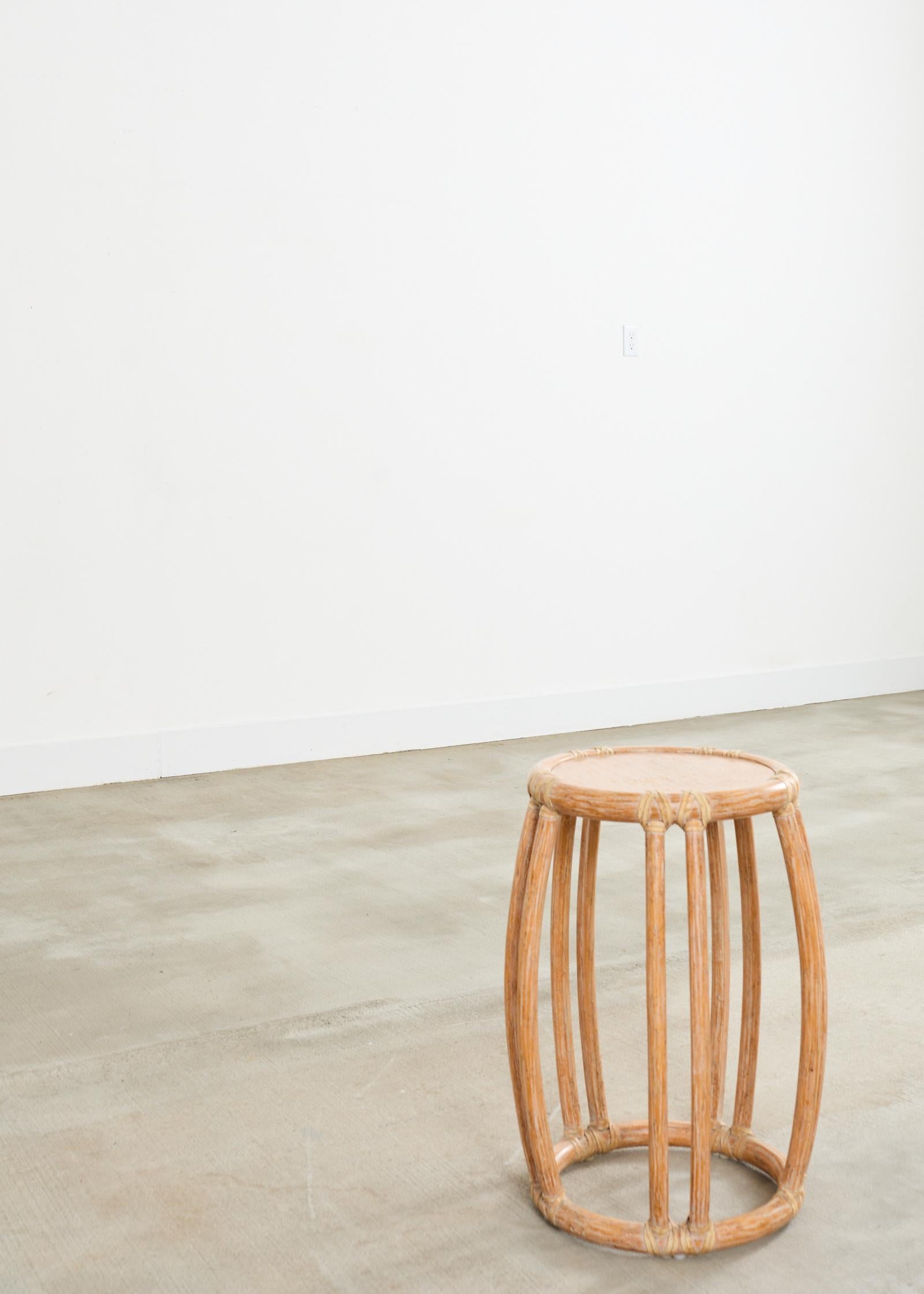 The Modern Modernity Drum Drink Table en rotin cérusé en vente 5