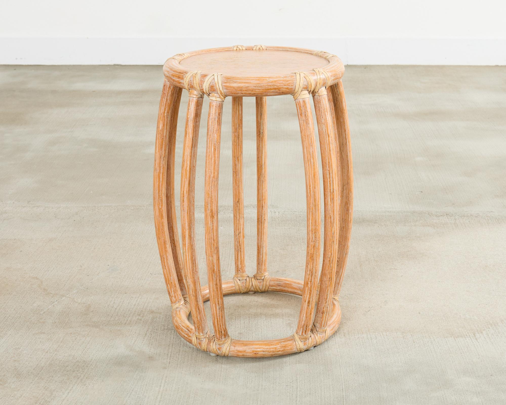 The Modern Modernity Drum Drink Table en rotin cérusé en vente 8