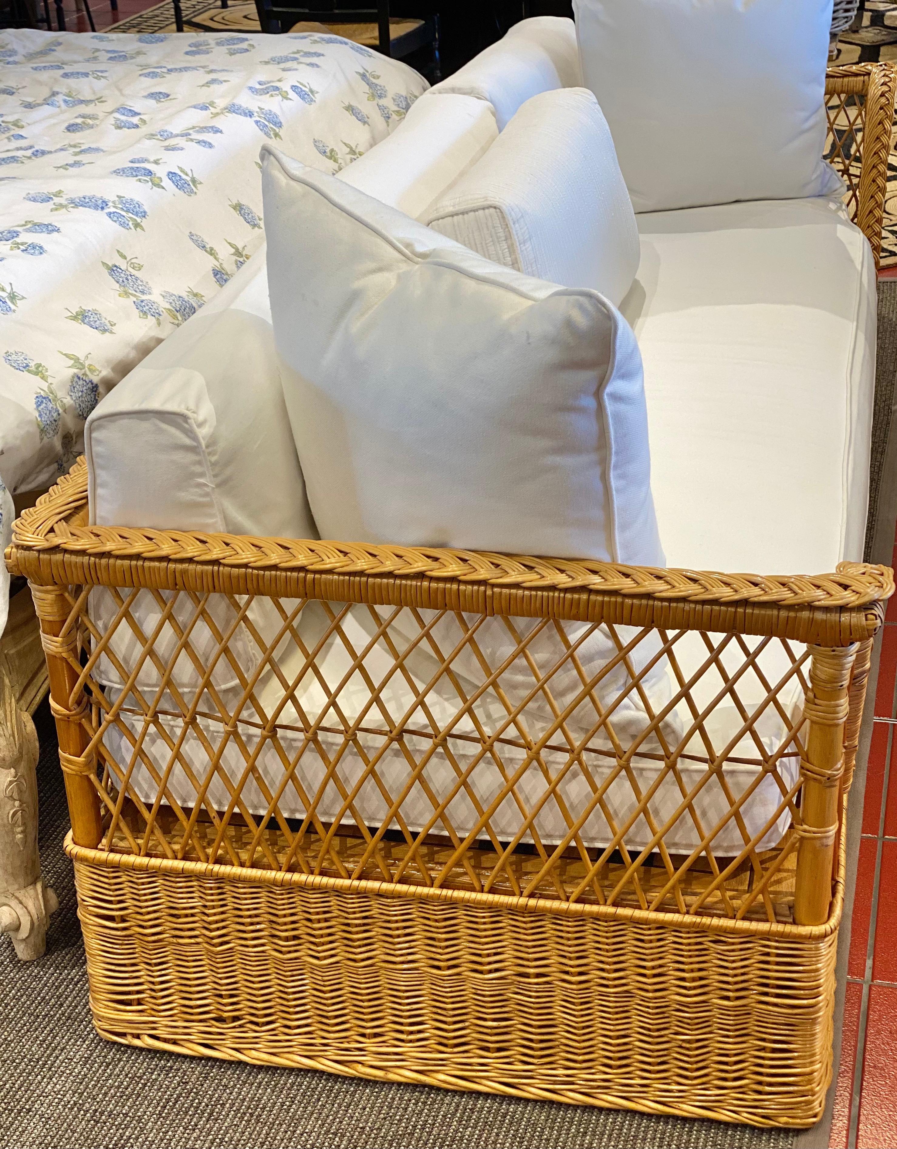 McGuire Organic Modern Rattan and Wicker Daybed Sofa In Good Condition In Bridgehampton, NY