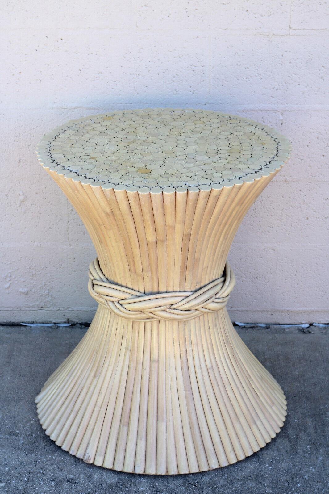 The Modernity Rattan Bamboo Pedestal Dining Table Base, with Label Bon état - En vente à Vero Beach, FL