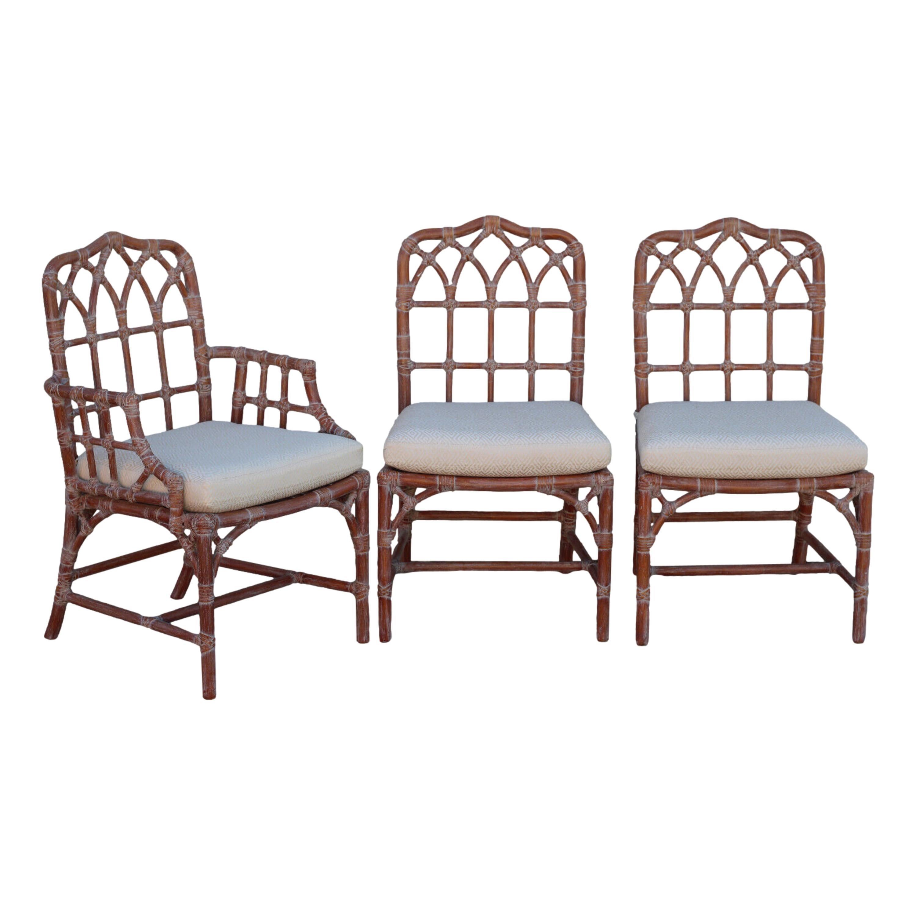 Juego de seis sillas de comedor catedral de ratán de bambú orgánico moderno McGuire Hecho a mano en venta