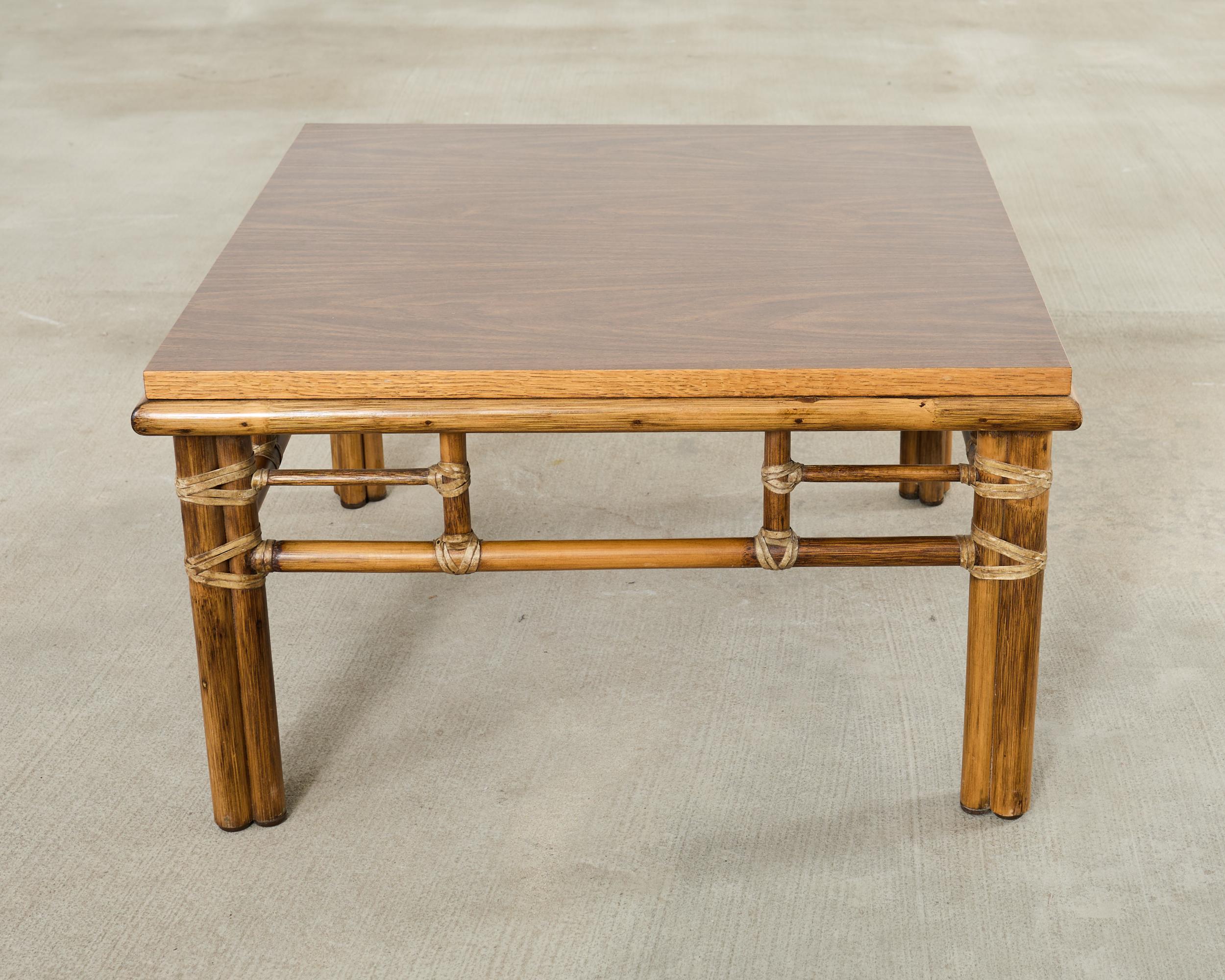 Américain McGuire Organic Table basse cocktail moderne en rotin Oak Oak en vente