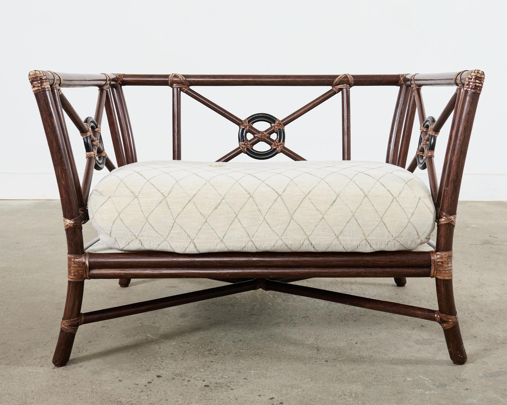 Américain The Modernity Modernity Rattan Target Design Lounge Chair en vente