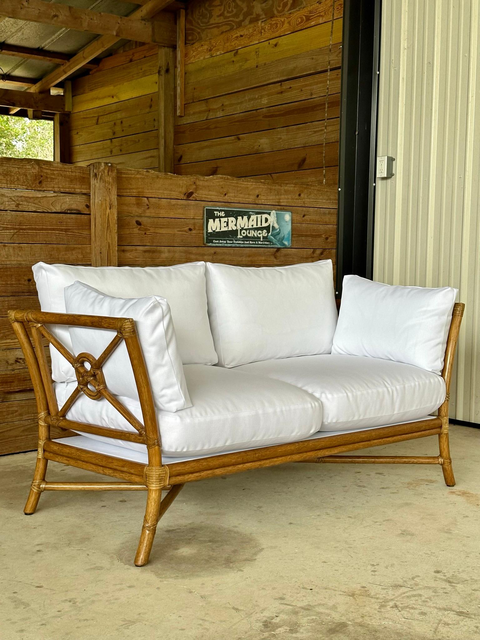 Mcguire Organic Modern Rattan Target Sette Loveseat Custom Upholstered In Good Condition For Sale In North Fort Myers, FL