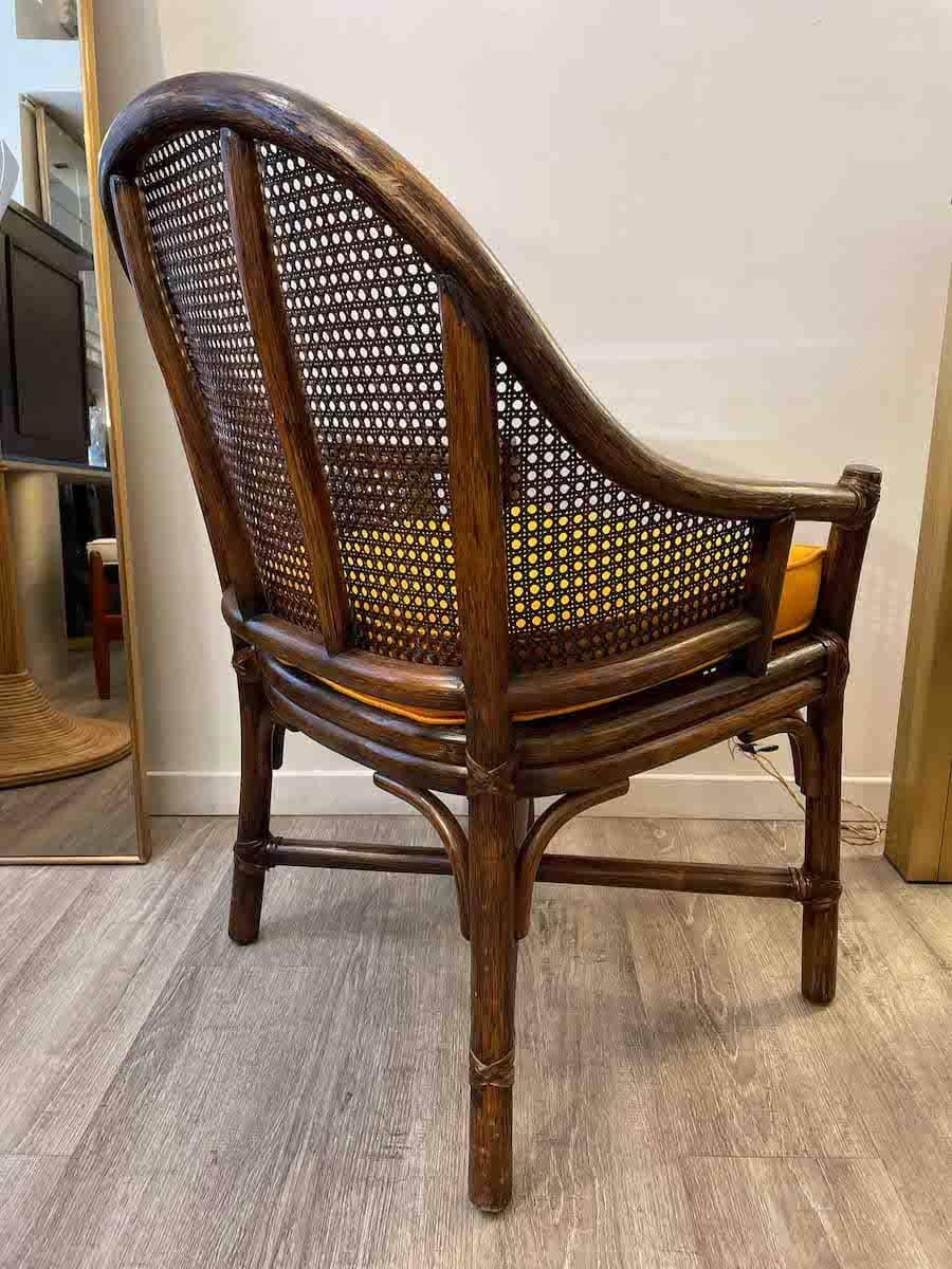 Fine XX secolo McGuire, Set di 4 poltrone in rattan e bambù con cuscini arancioni in vendita