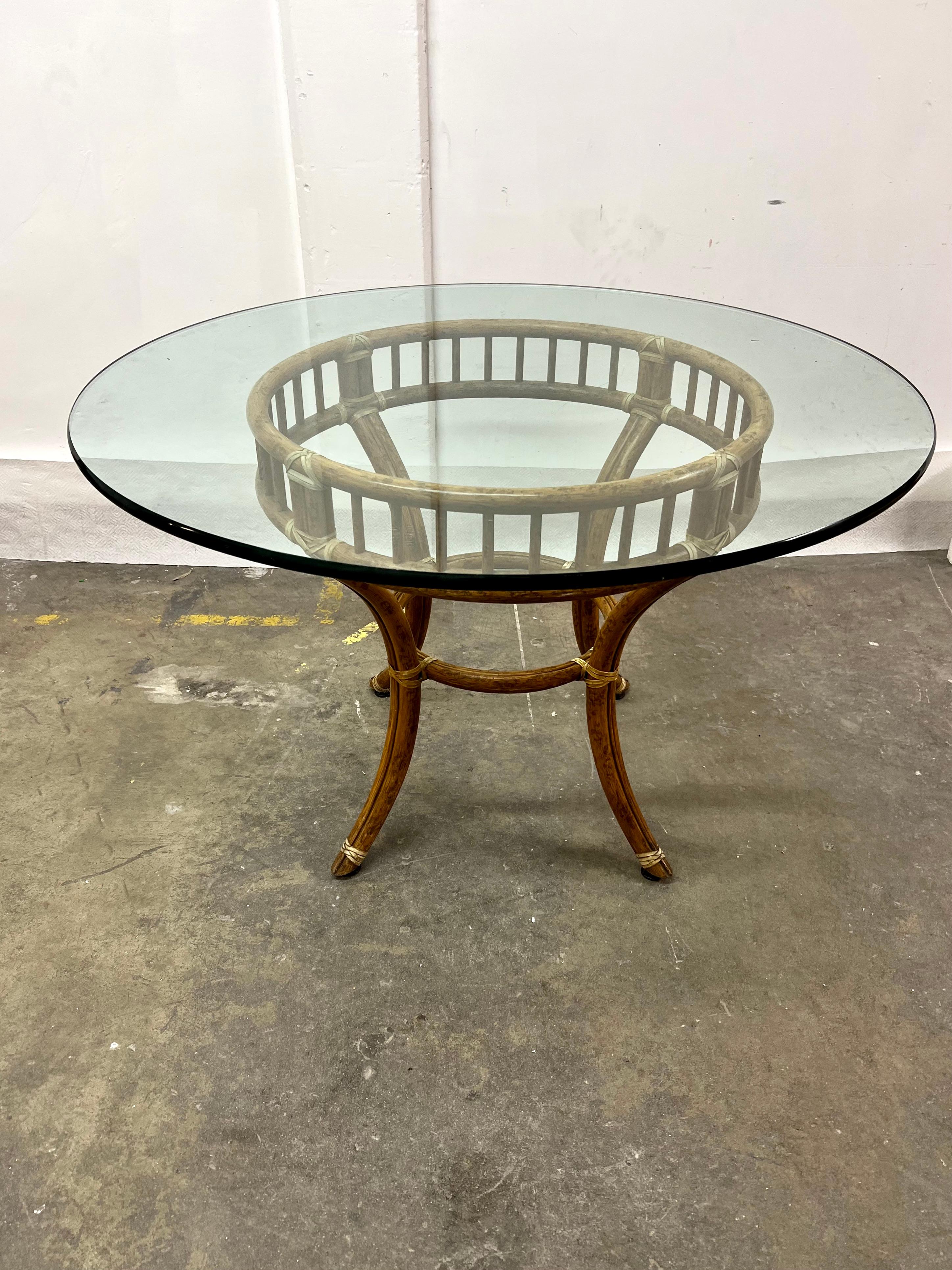 McGuire Rattan Dining Table with Glass Top In Good Condition For Sale In Los Angeles, CA