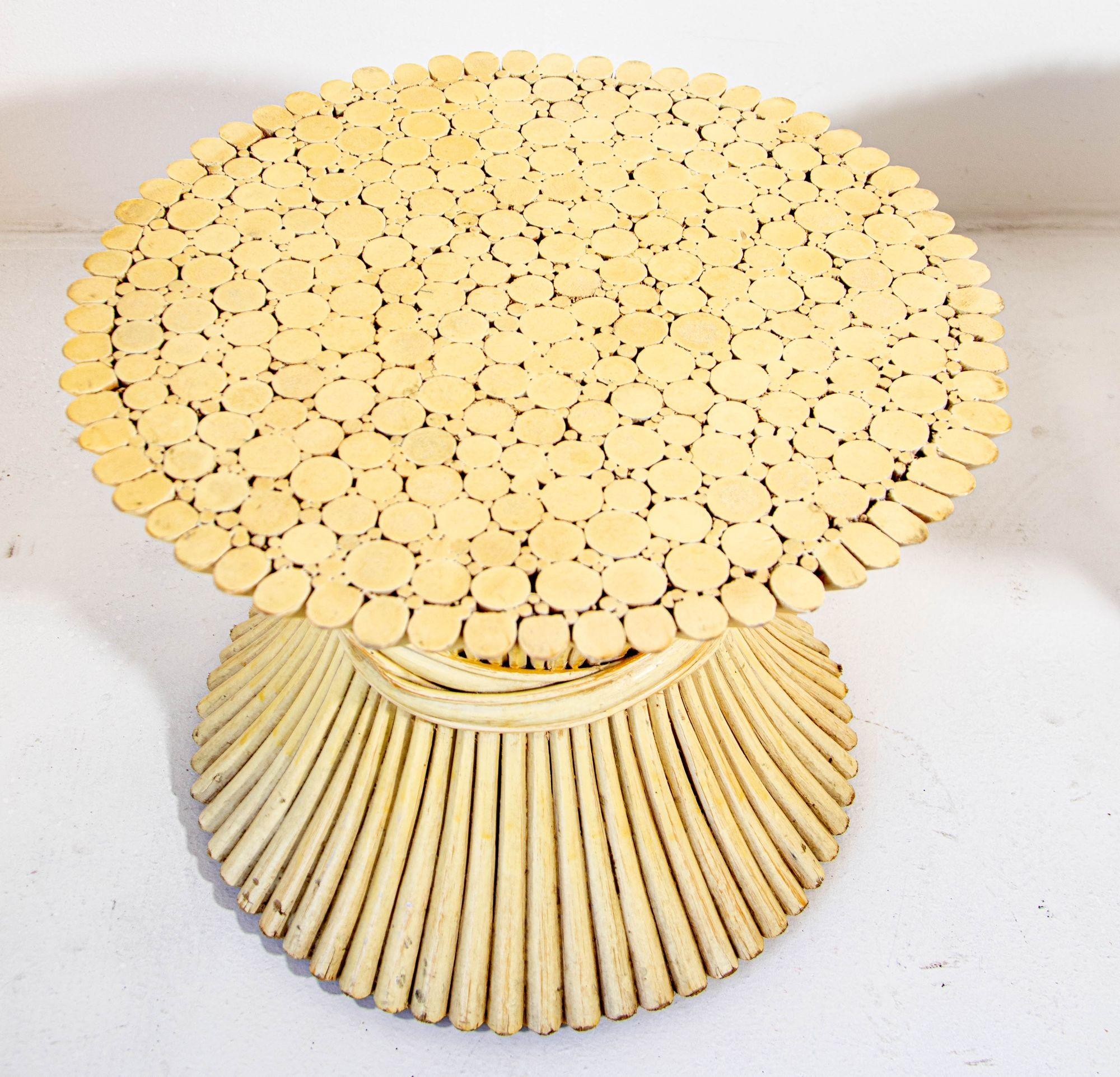 Américain Paire de tables d'appoint rondes en bambou « Sheaf of Wheat » Mcguire des années 1970 en vente