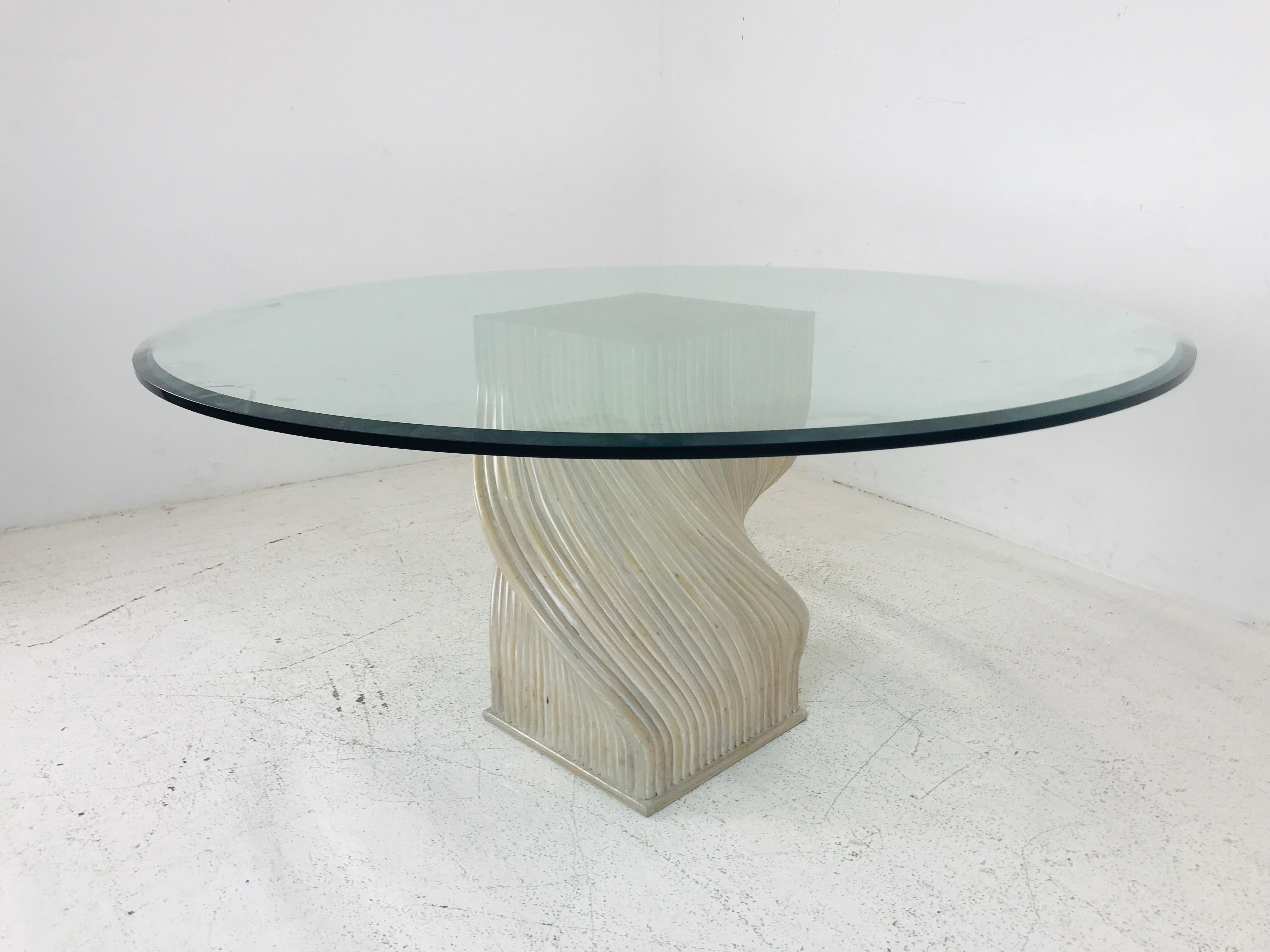glass spiral table