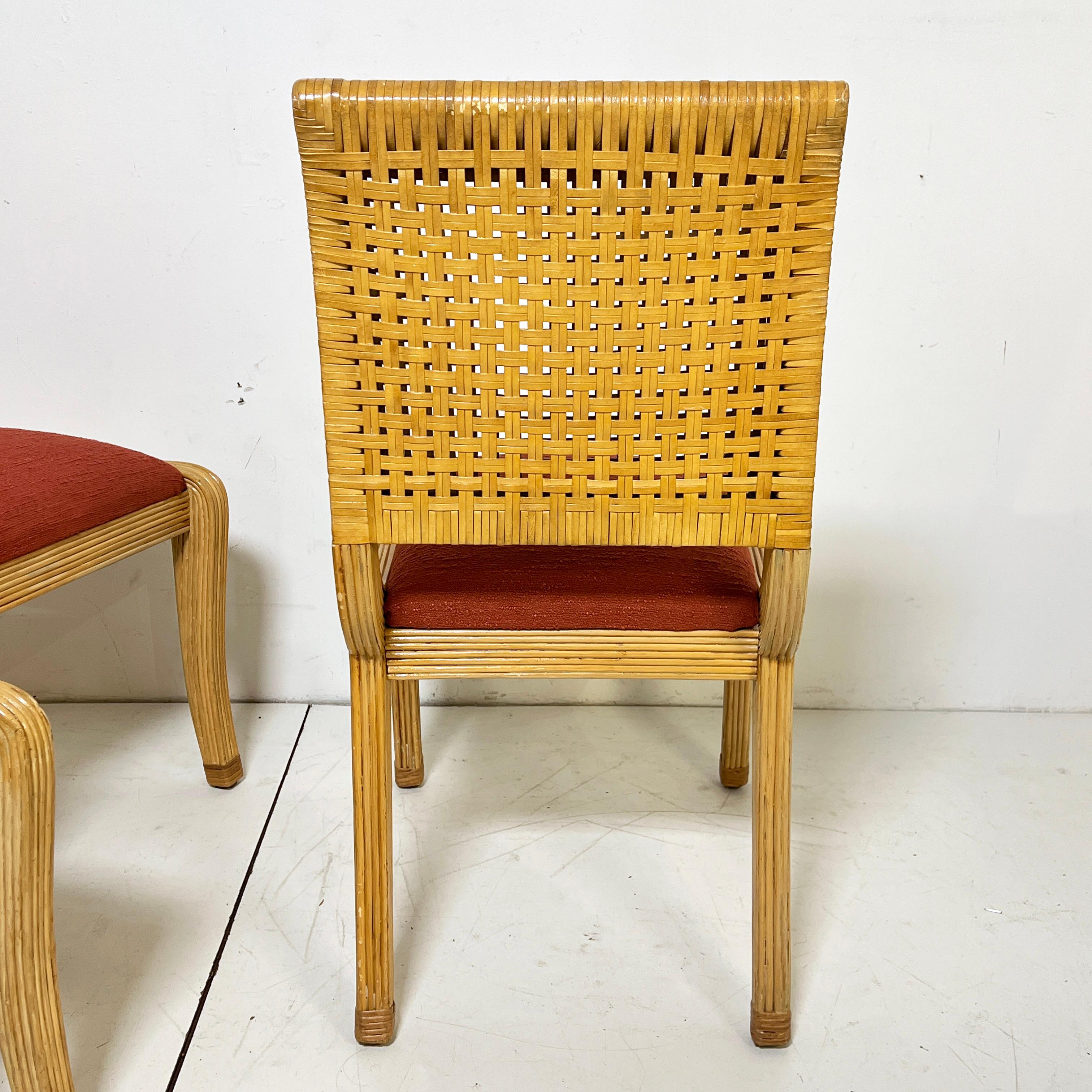 Ensemble de six chaises de salle à manger en roseau et canne, style McGuire, circa 1970 en vente 1