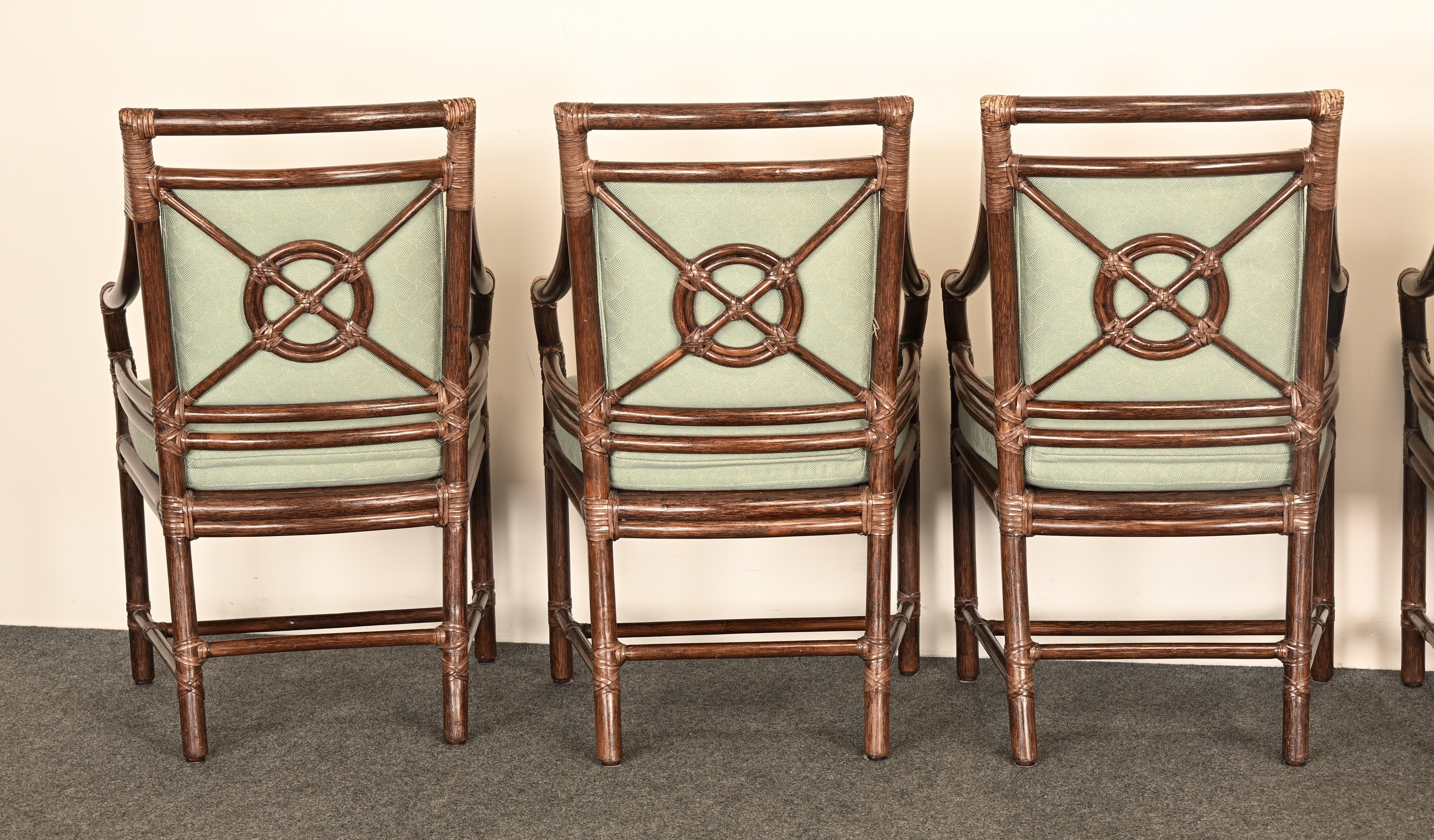 Set di sei sedie da pranzo a braccio in rattan McGuire 