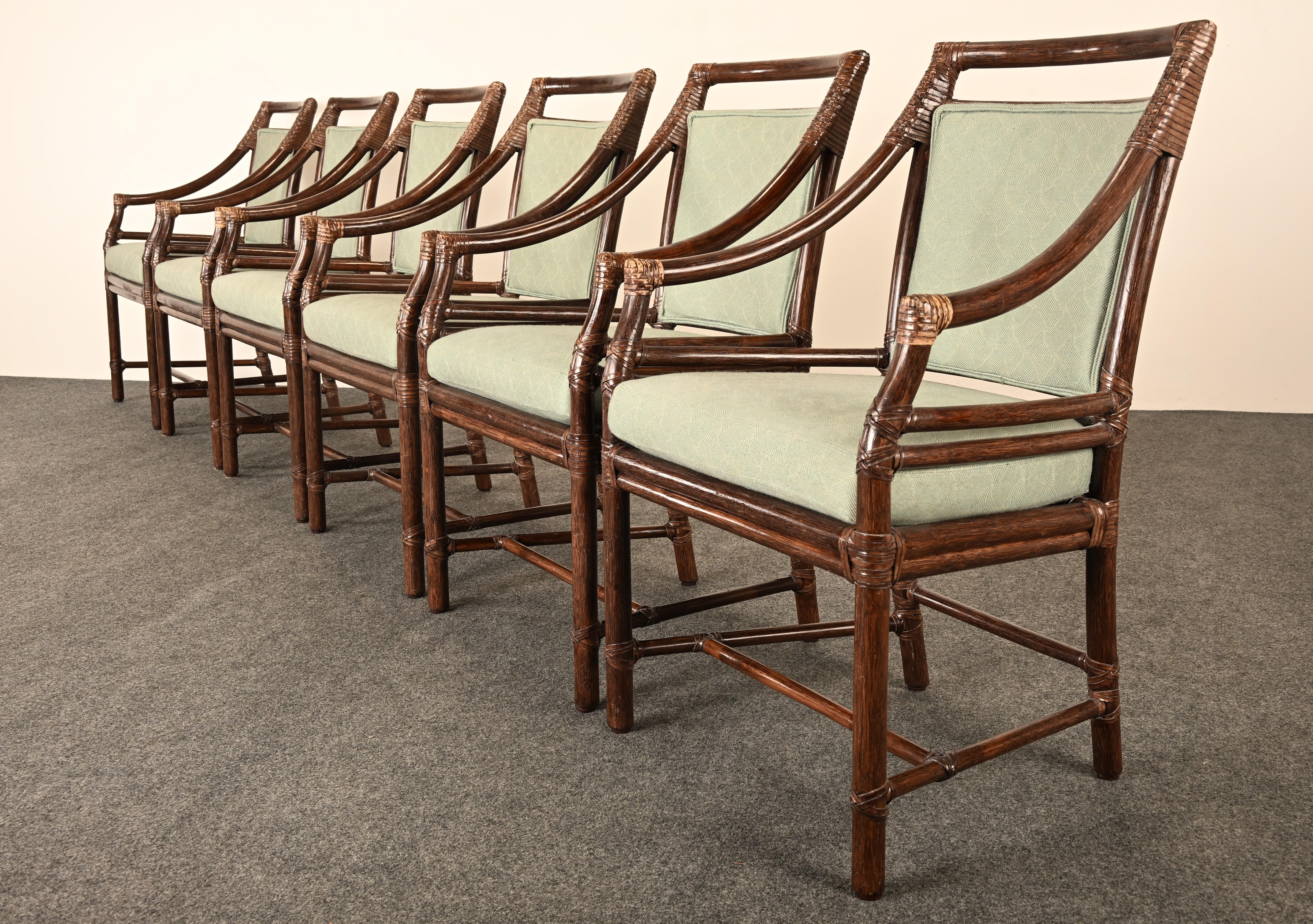 Set di sei sedie da pranzo a braccio in rattan McGuire 