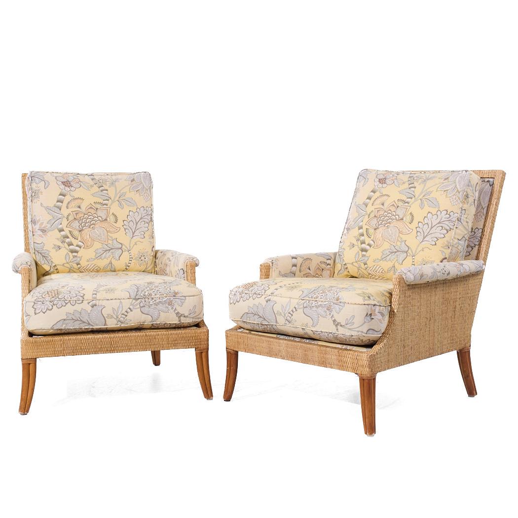 Mid-Century Modern McGuire Umbria Chaises longues en rotin et osier du milieu du siècle - Paire