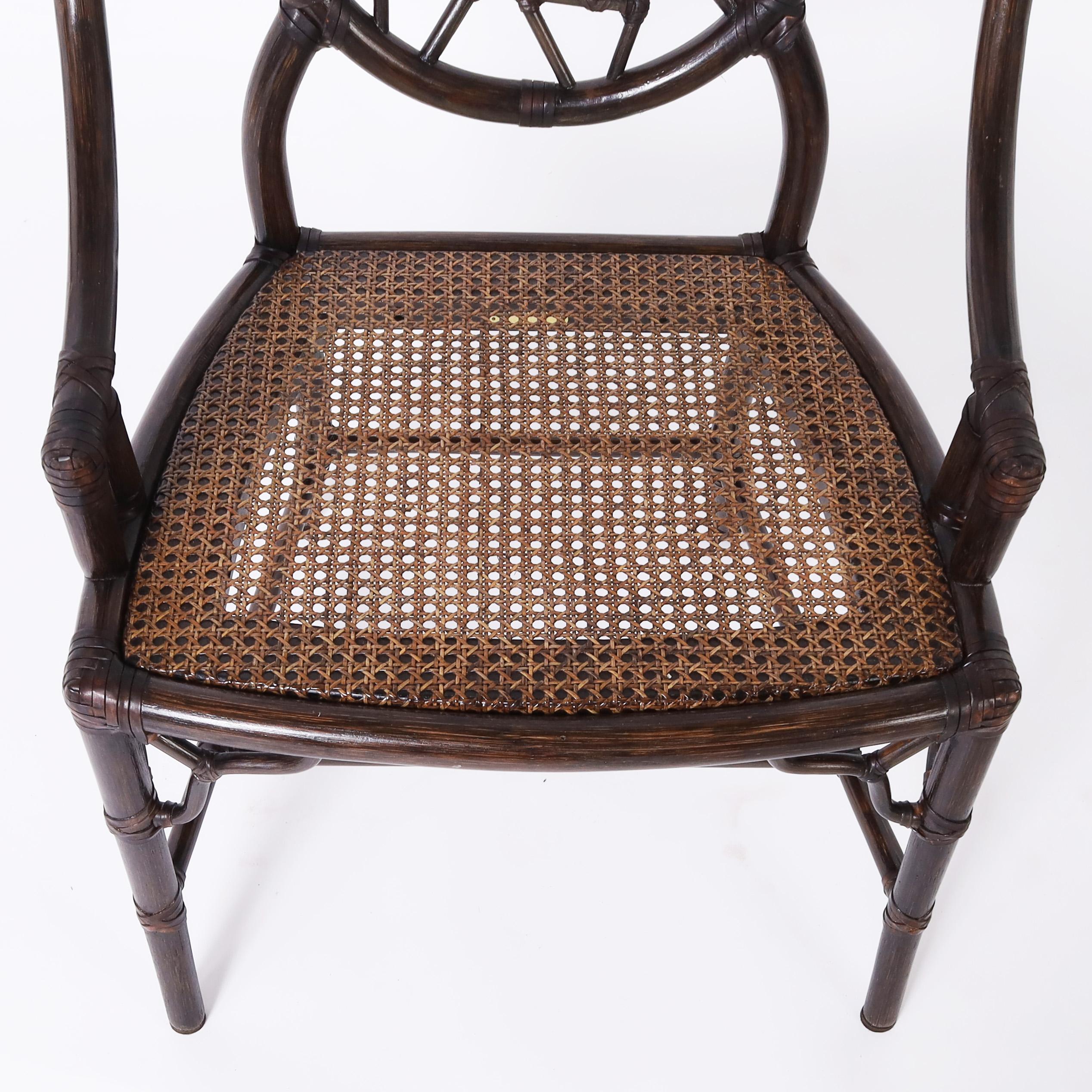 McGuire Set di otto sedie da pranzo cinesi Chippendale con canne, d'epoca in vendita 2