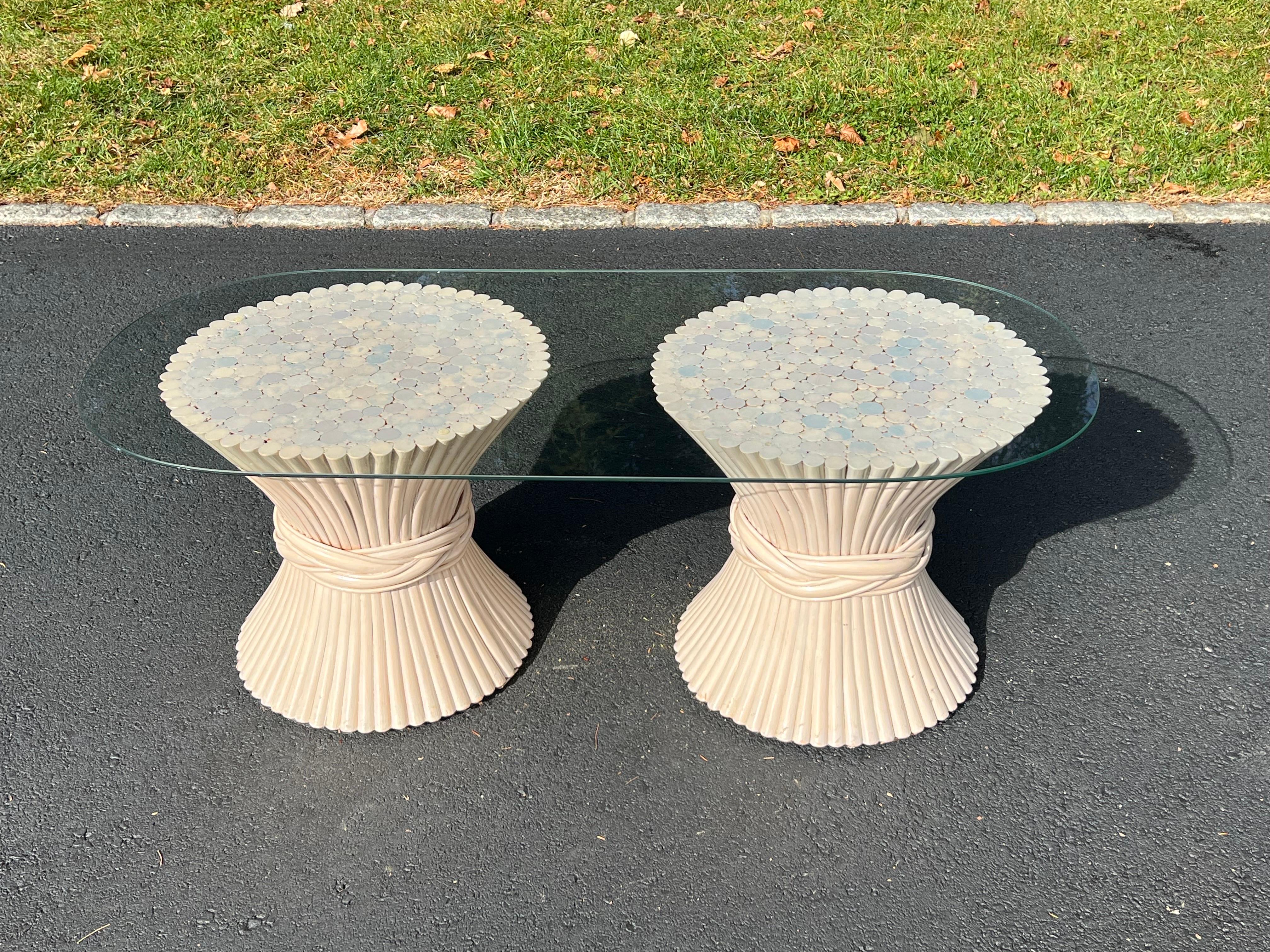 Table basse en rotin McGuire Wheat Chaff Coastal en vente 4