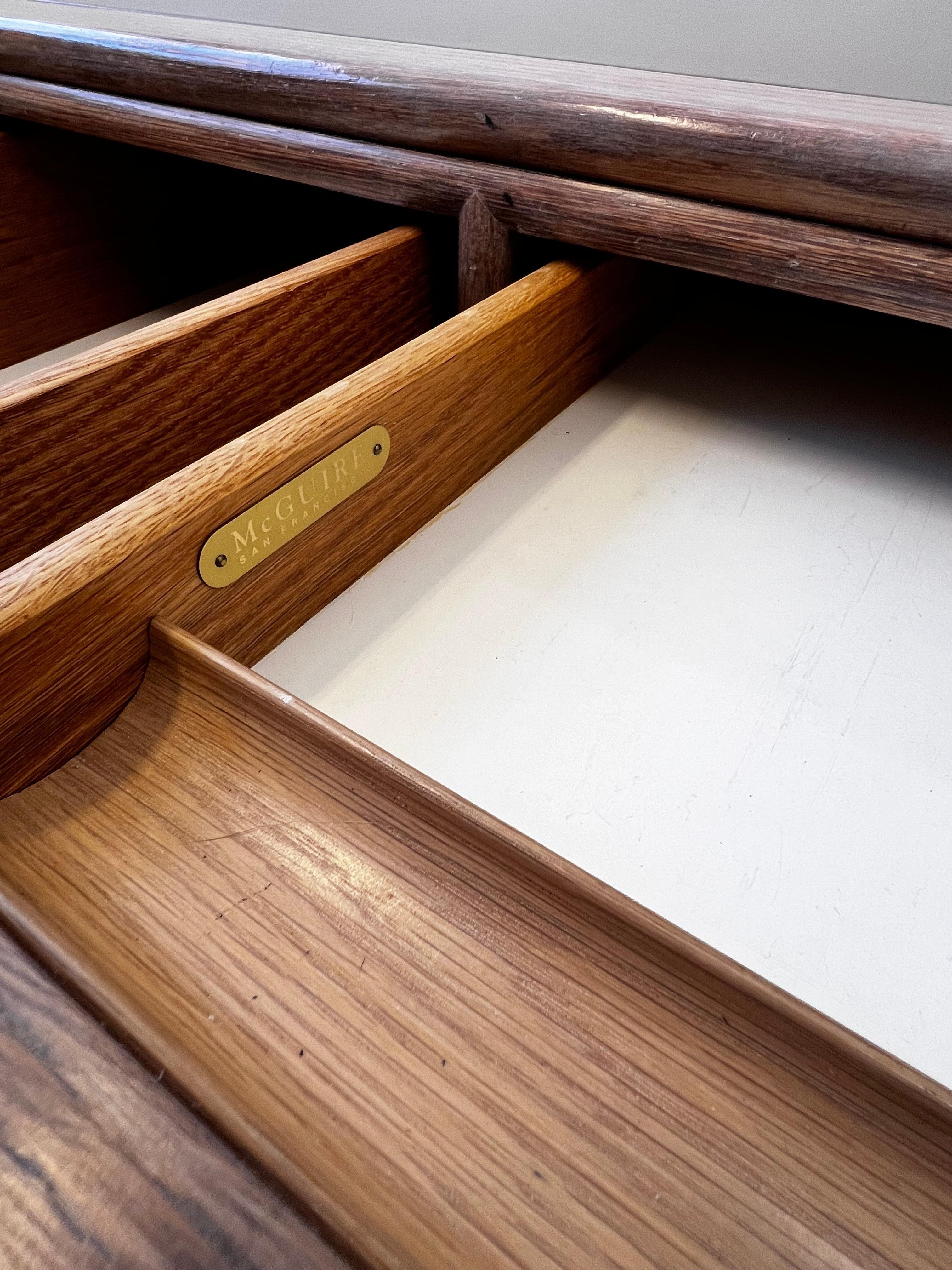 McGuire Whitewash Oak  Scrivania e sedia in vendita 4