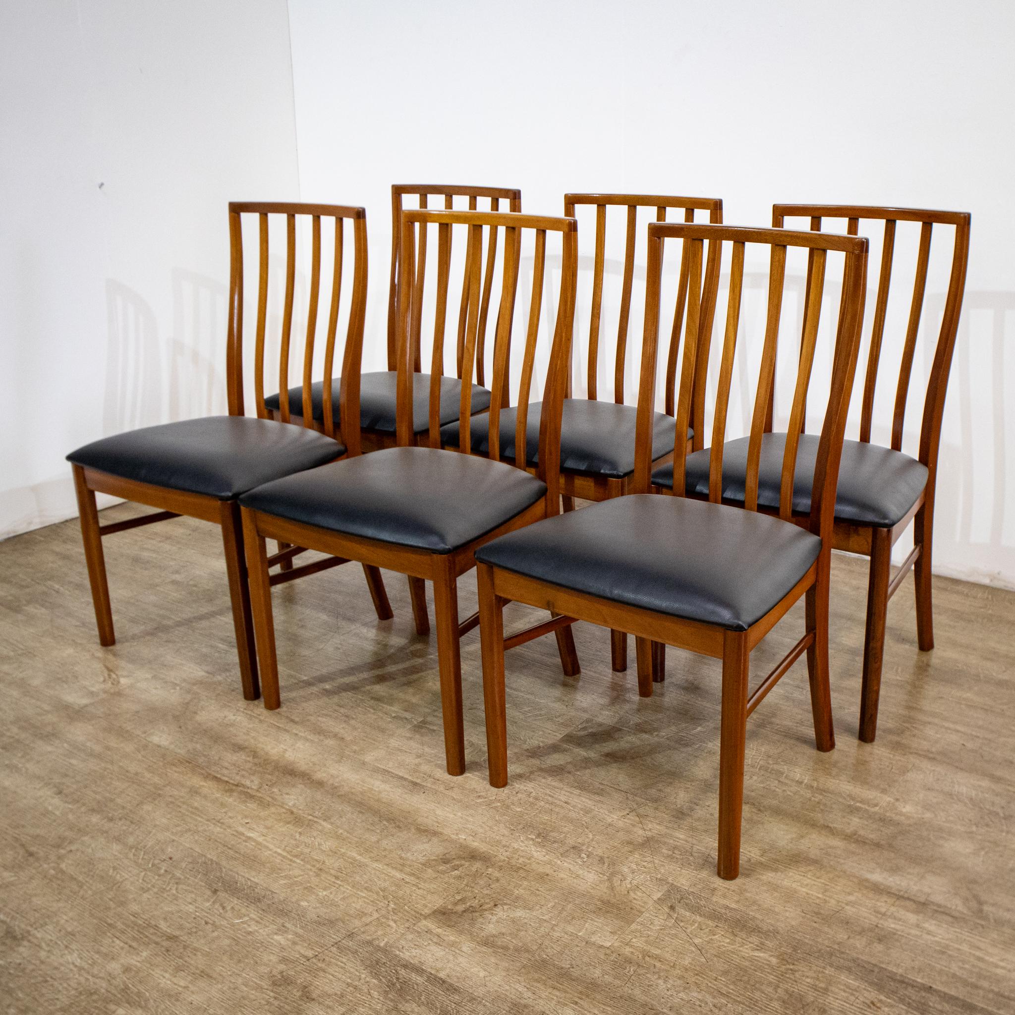 McIntosh Dining Table & Set of 6 Chairs For Sale 3
