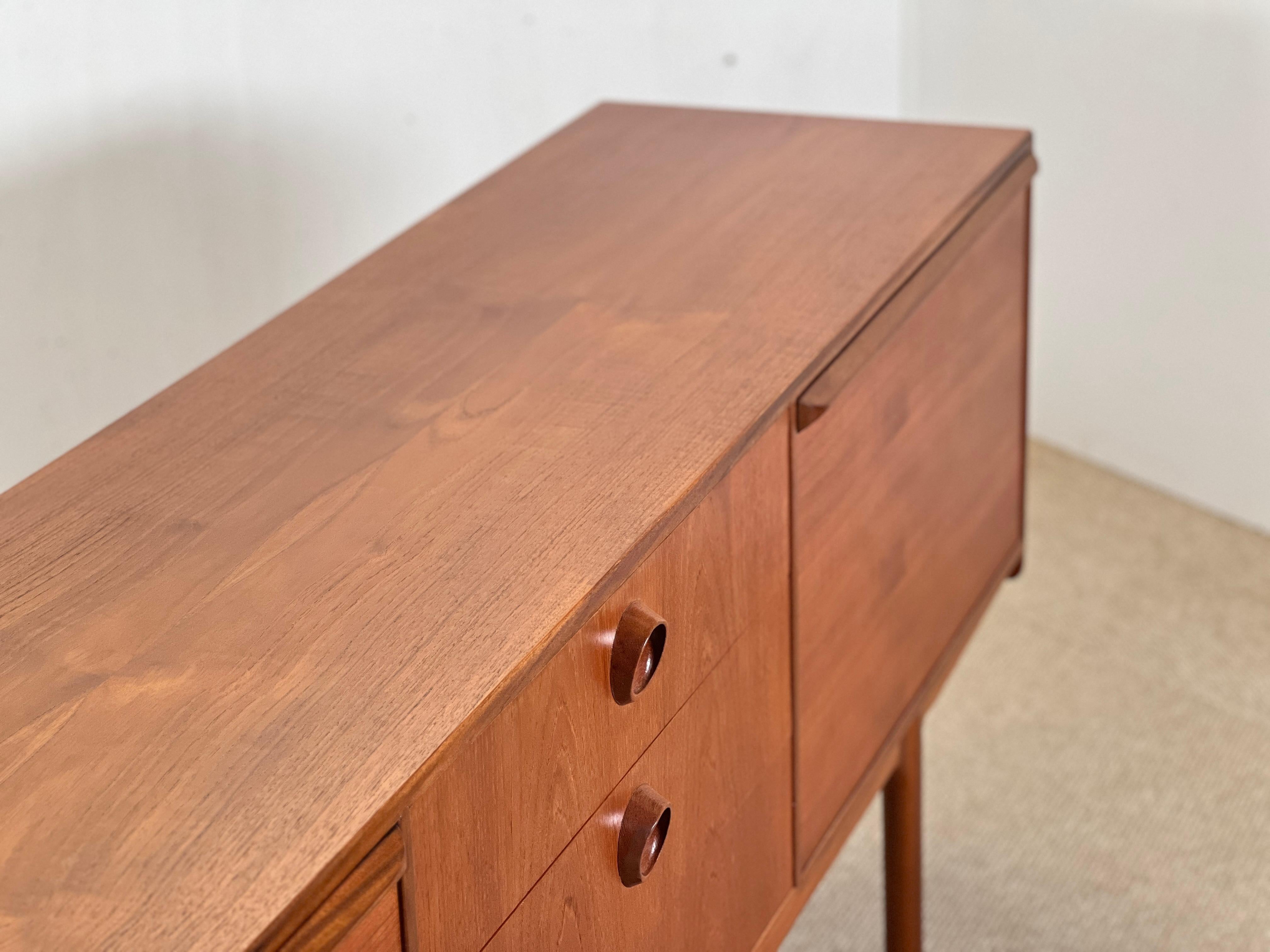Mcintosh Dunoon Teak Sideboard For Sale 1