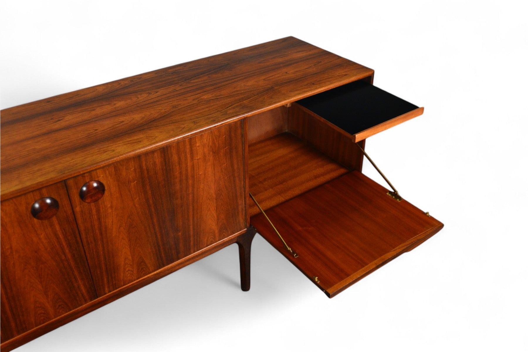 McIntosh Dunotter Credenza aus brasilianischem Palisanderholz (20. Jahrhundert) im Angebot
