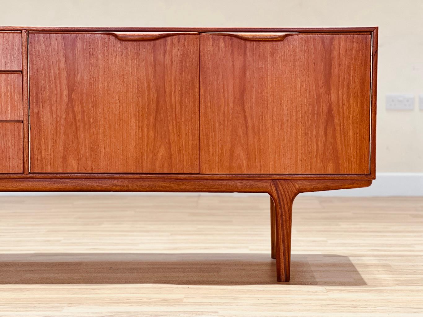Mid-Century Modern McIntosh Sideboard in Teak (Moy Collection) For Sale