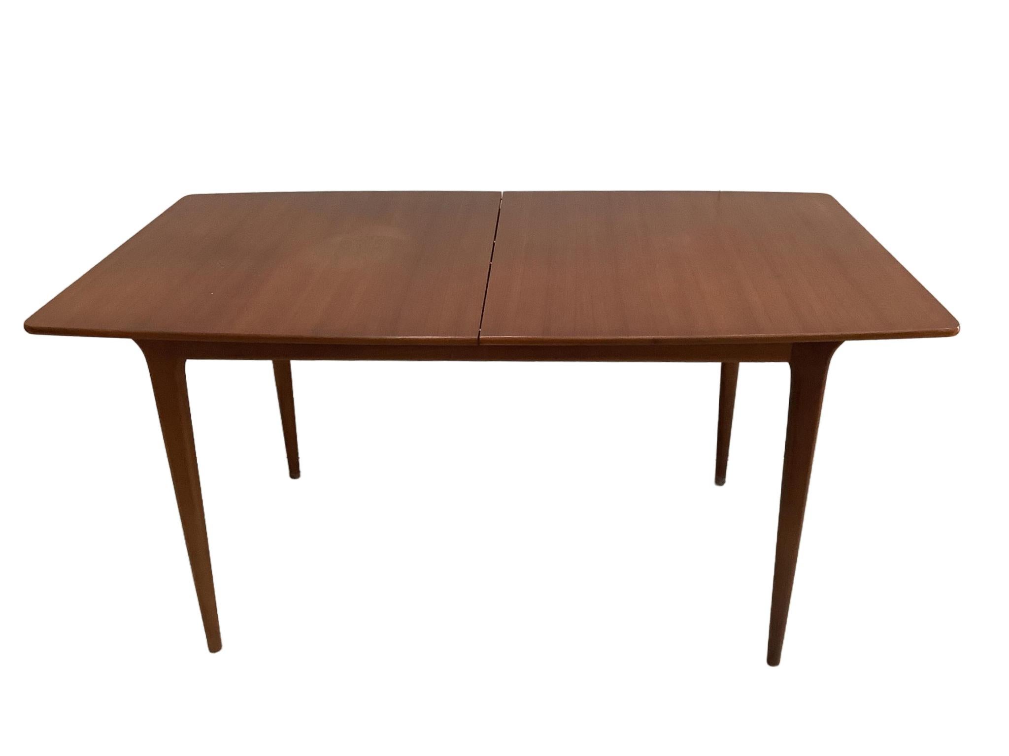 British McIntosh T2 Extending Dining Table designed by Tom Robertson for A.H. McIntosh