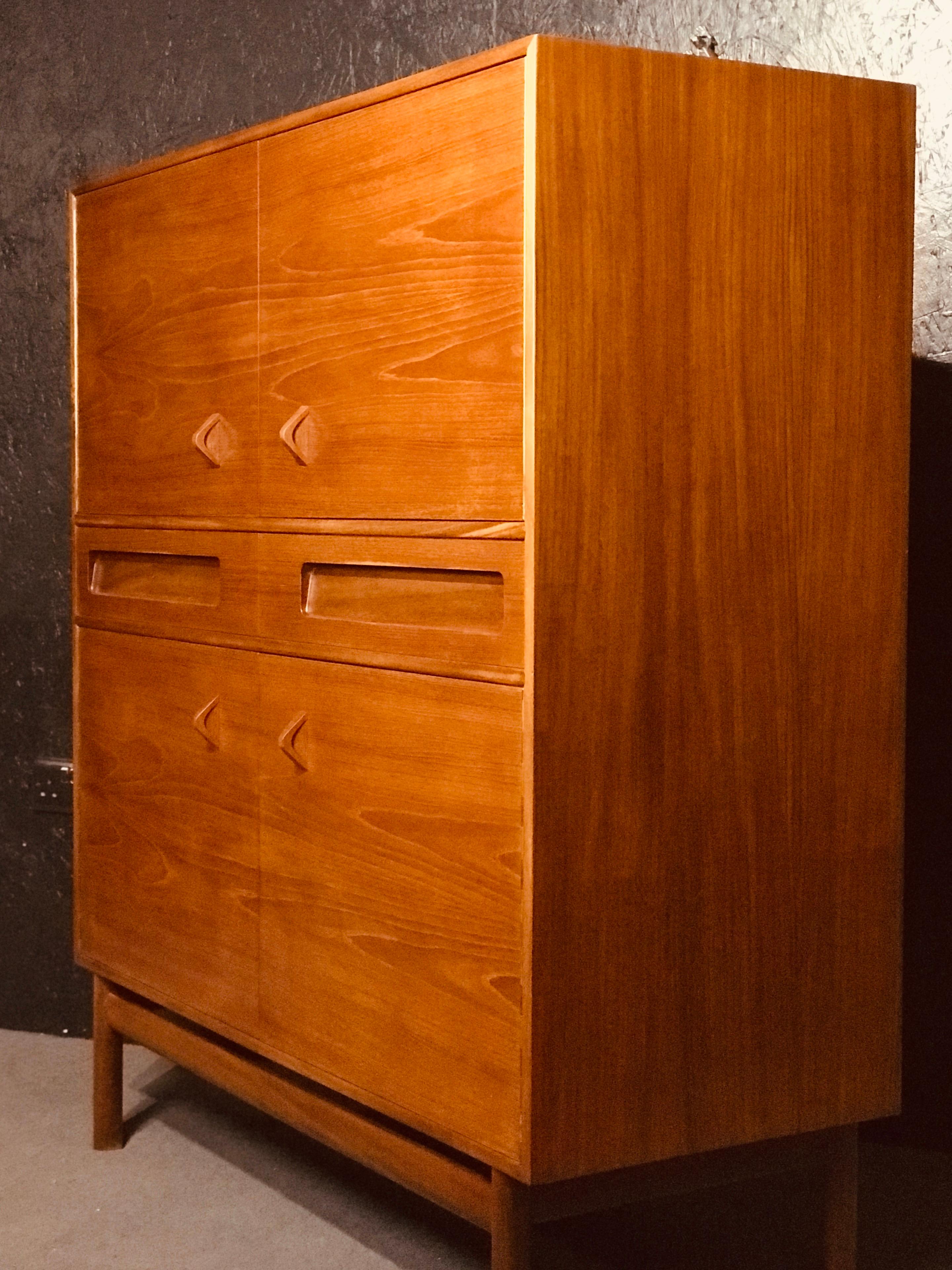 McIntosh Tall Sideboard, Scotland 1970s For Sale 6